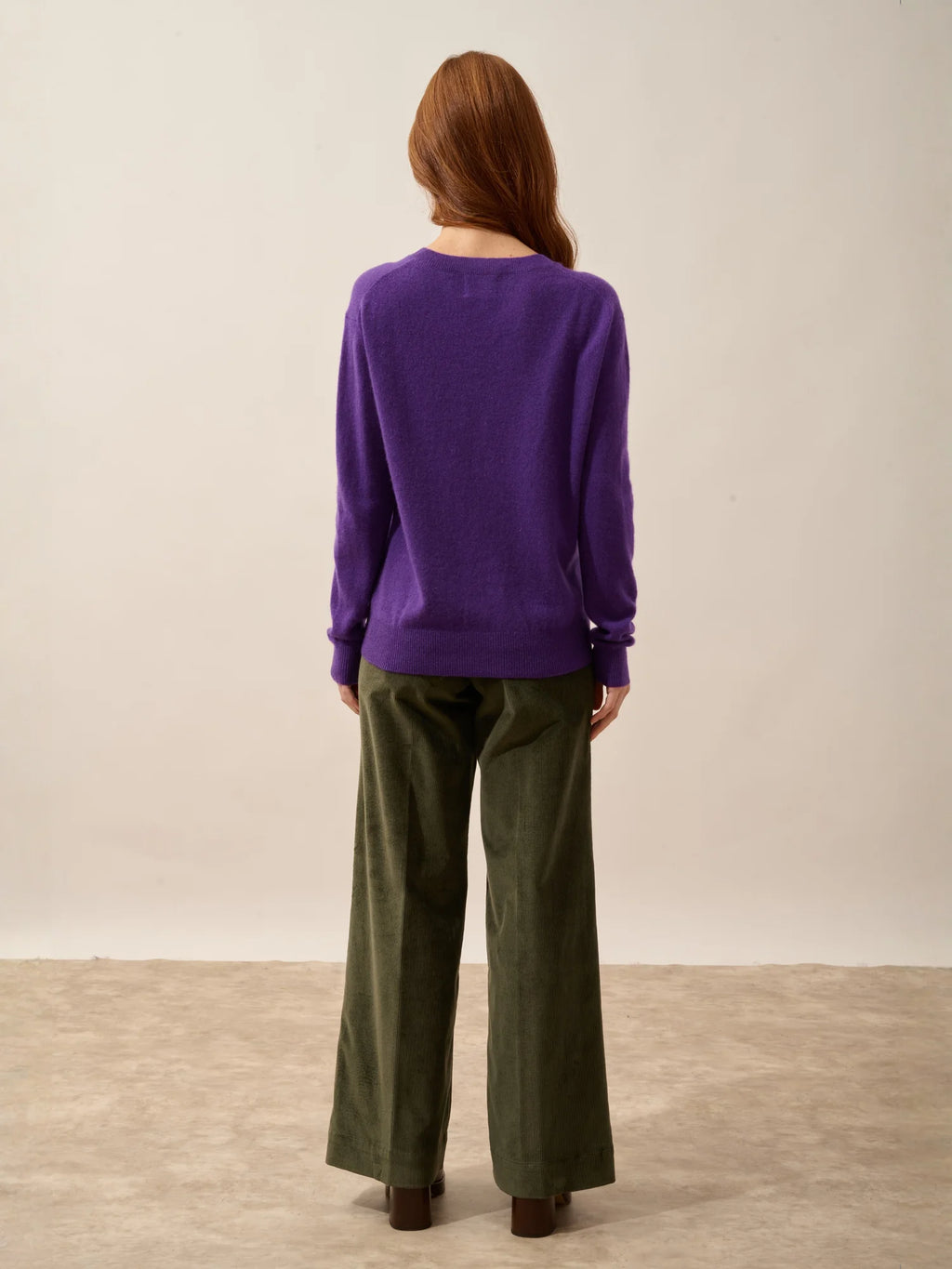 NORA pullover v-ausschnitt violette