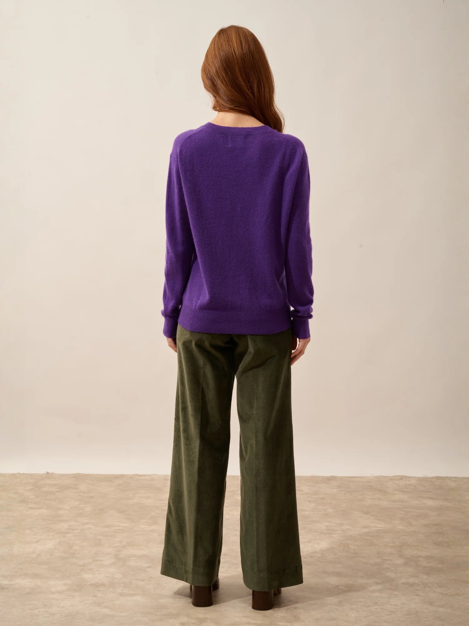 NORA pullover v-ausschnitt violette