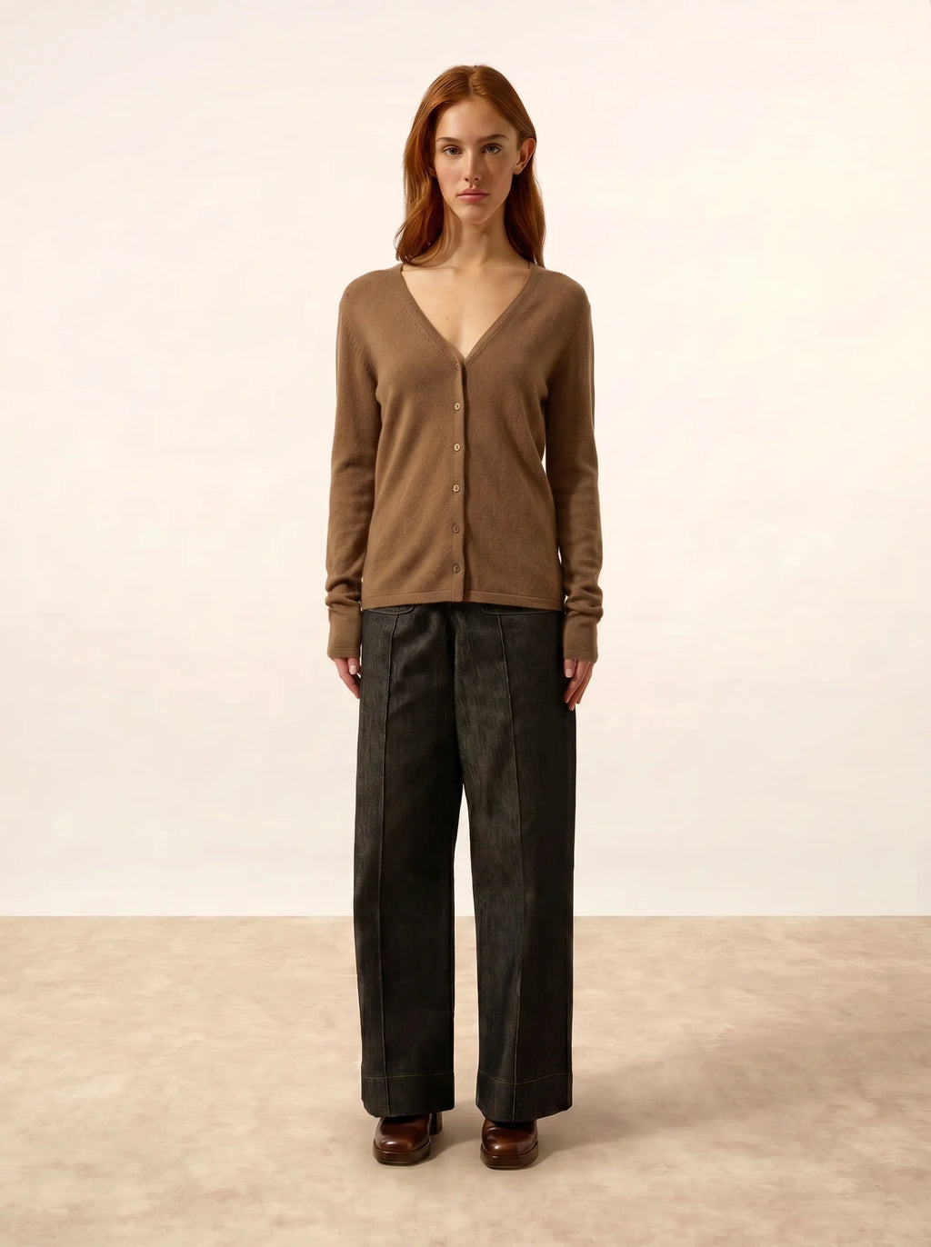 NORMA strickjacke v-ausschnitt haselnuss
