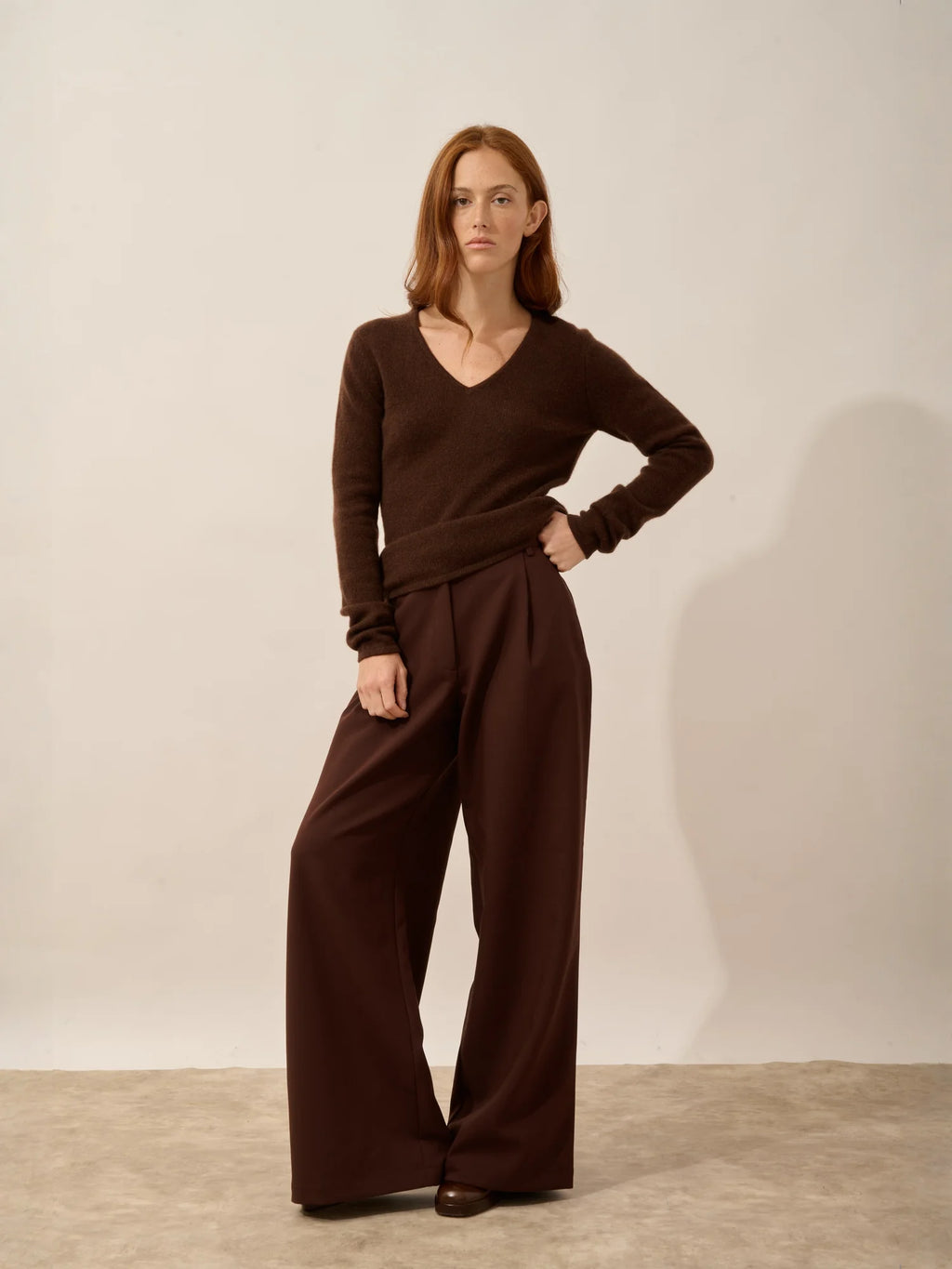 ABBY pullover v-ausschnitt 4-fädig kaffee