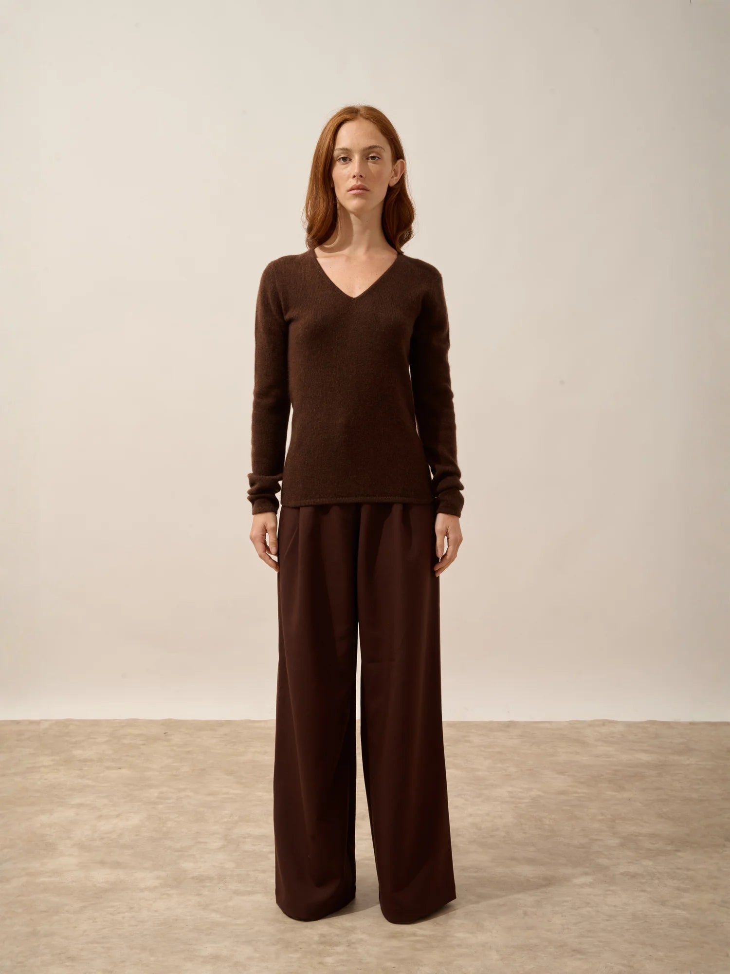 ABBY pullover v-ausschnitt 4-fädig kaffee