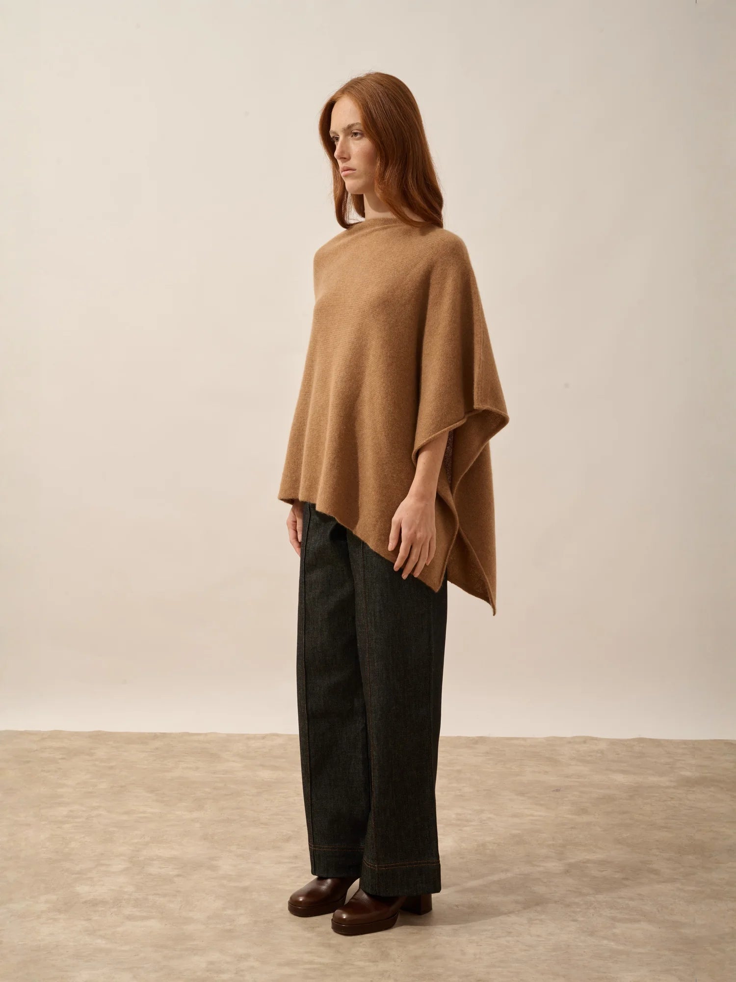SALLY poncho 4-fädig noisette