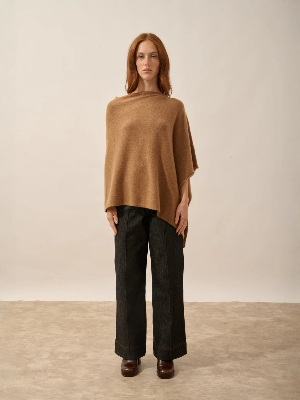 SALLY poncho 4-fädig noisette