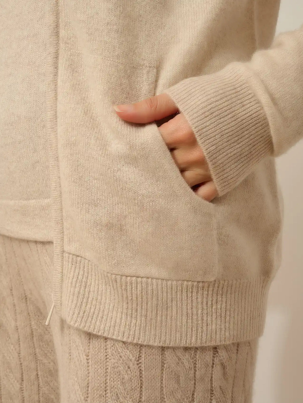 AYR weste mit reissverschluss stehkragen beige meliert