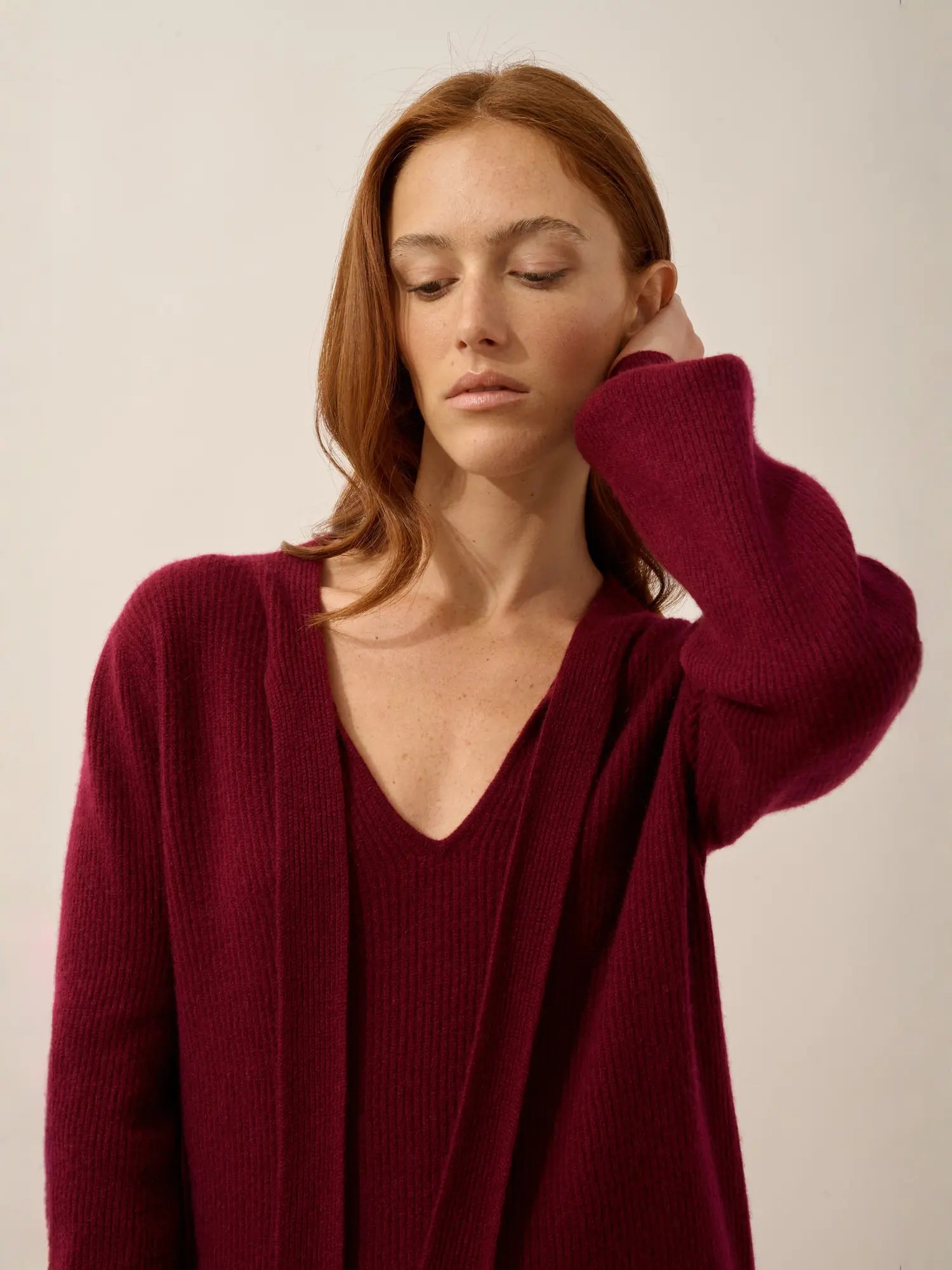 NOTY pullover col lavallière bordeaux