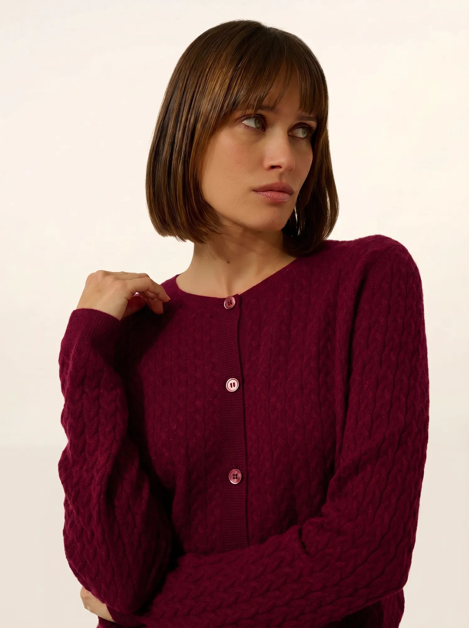 LAURA strickjacke rundhalsausschnitt bordeaux
