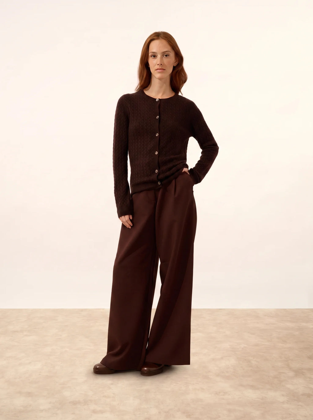 LAURA strickjacke rundhalsausschnitt choco