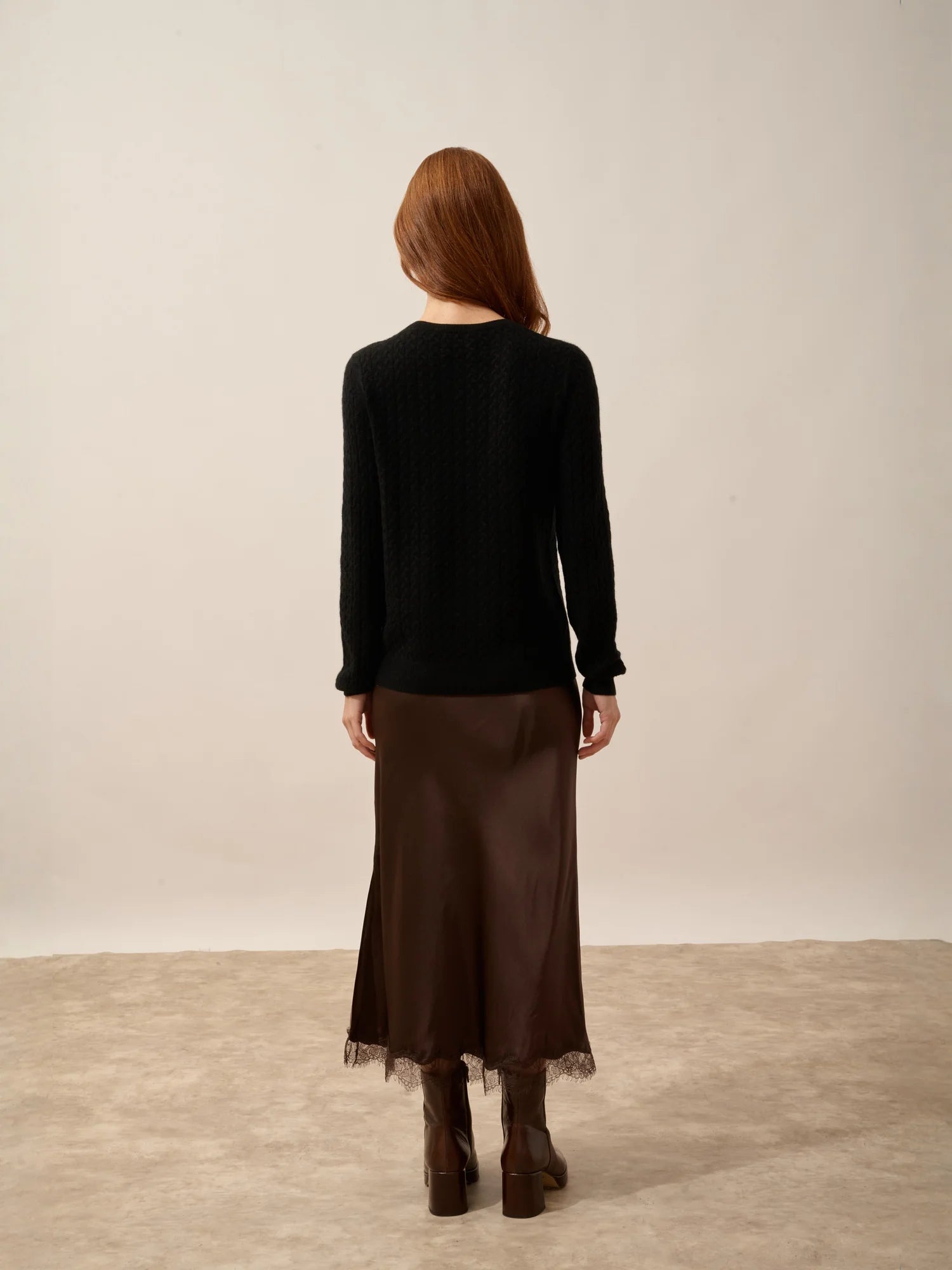 LAURA strickjacke rundhalsausschnitt schwarz