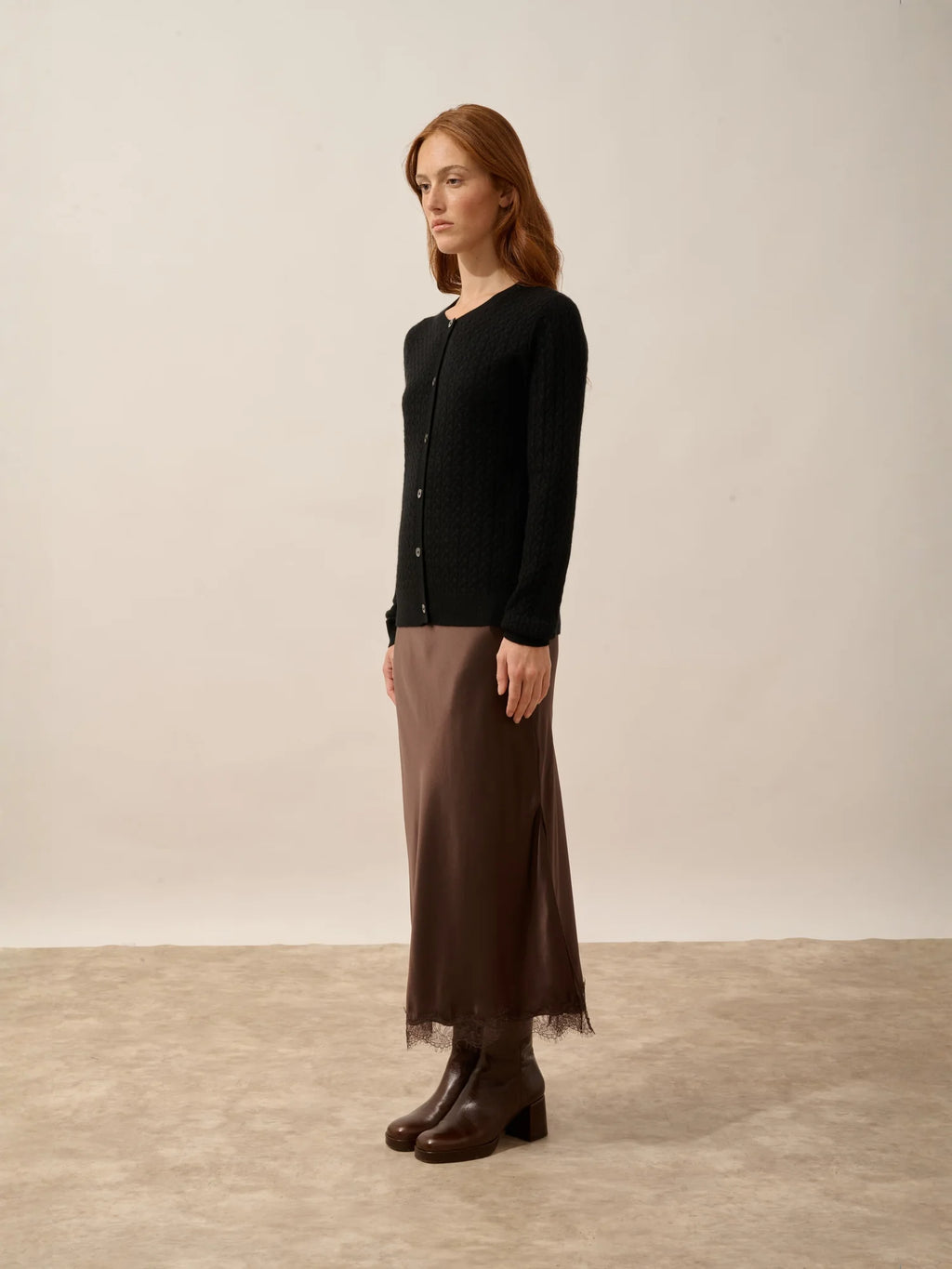 LAURA strickjacke rundhalsausschnitt schwarz