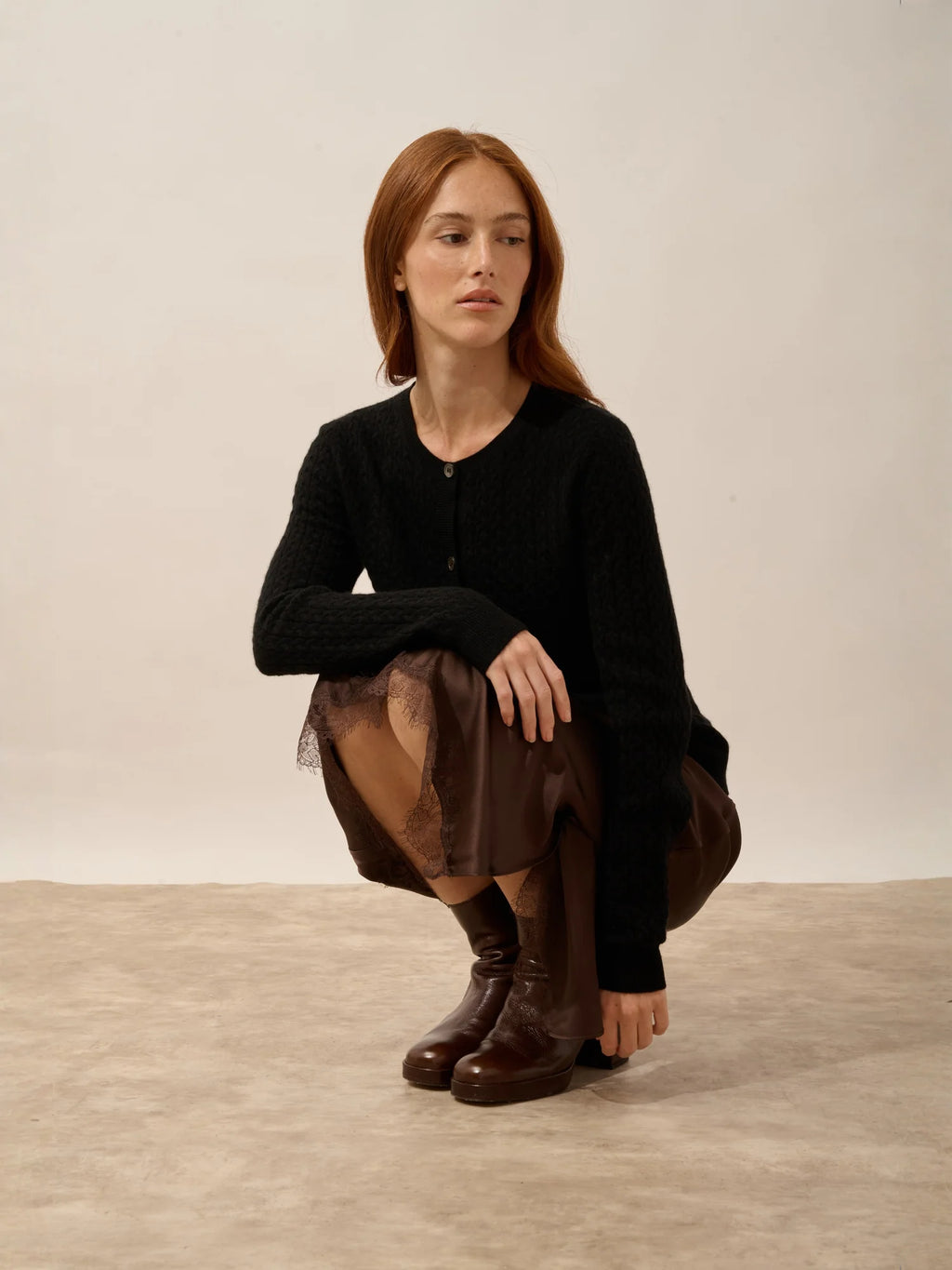 LAURA strickjacke rundhalsausschnitt schwarz