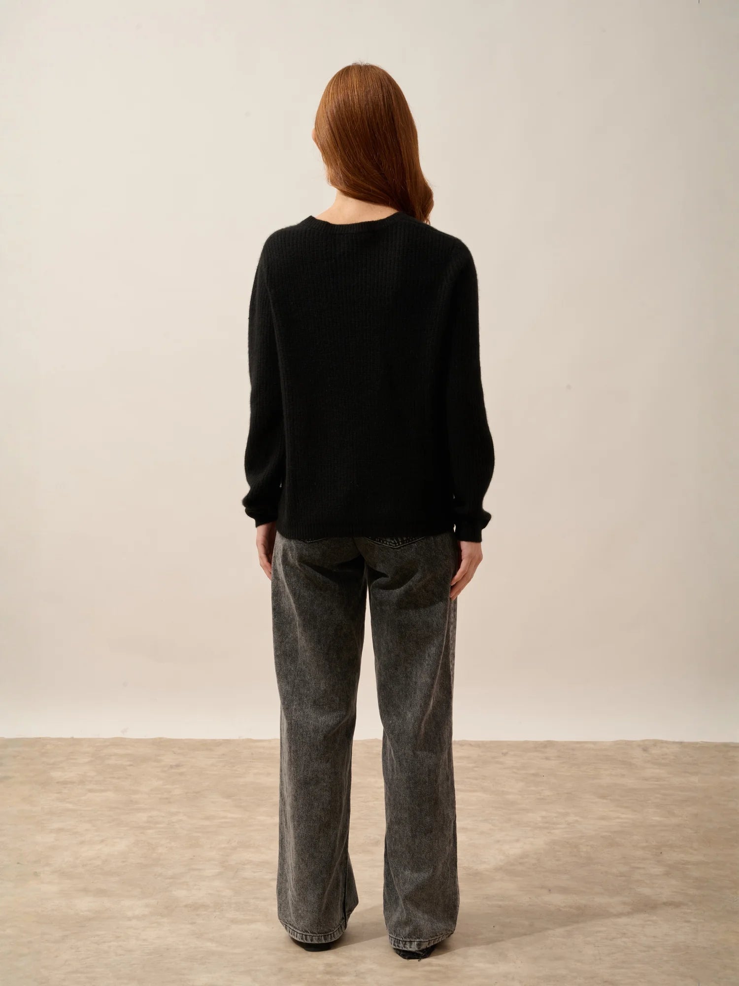 AMRITA pullover v-ausschnitt 4-fädig schwarz