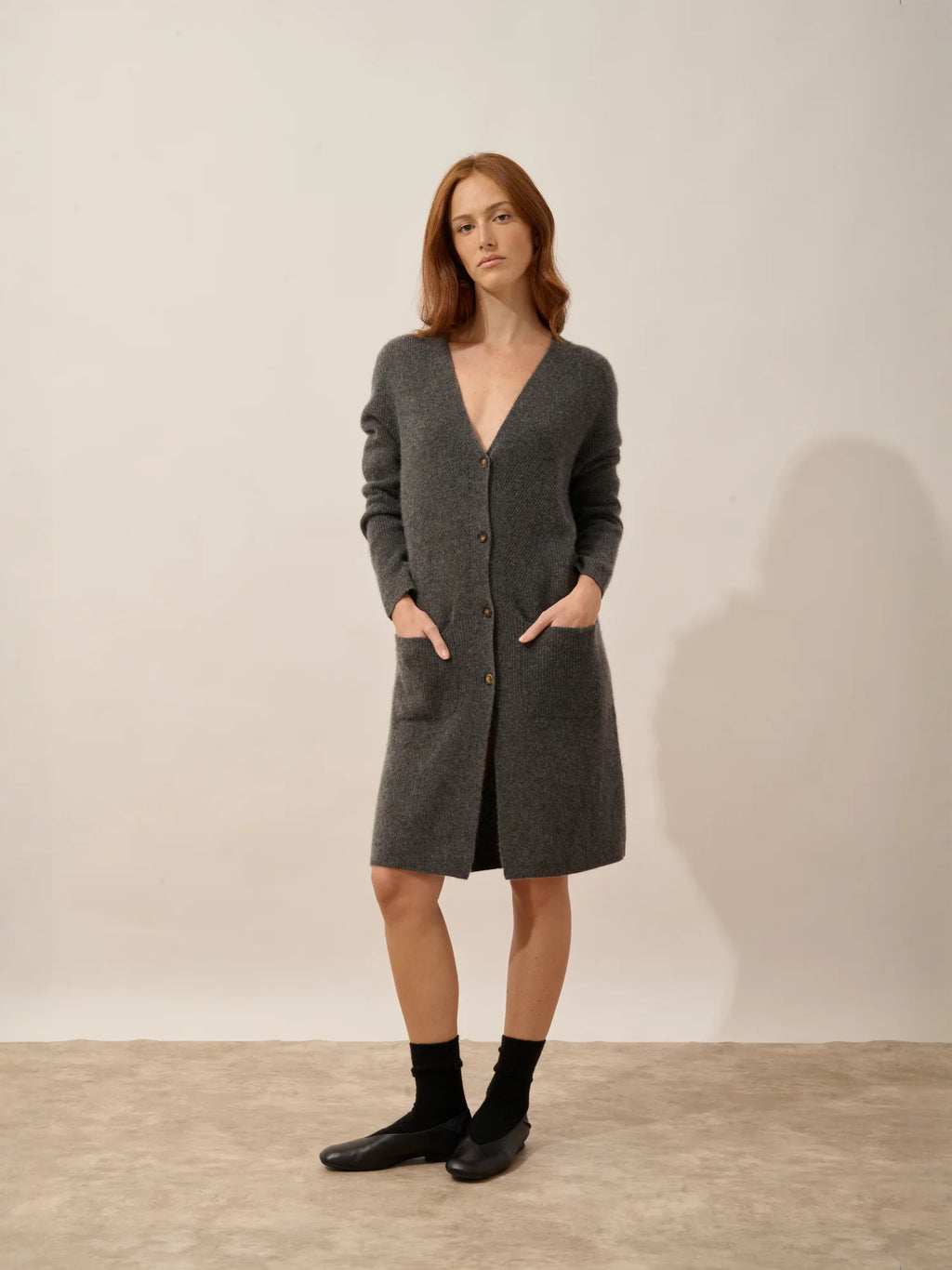 DACHE strickjacke long v-ausschnitt anthrazit meliert
