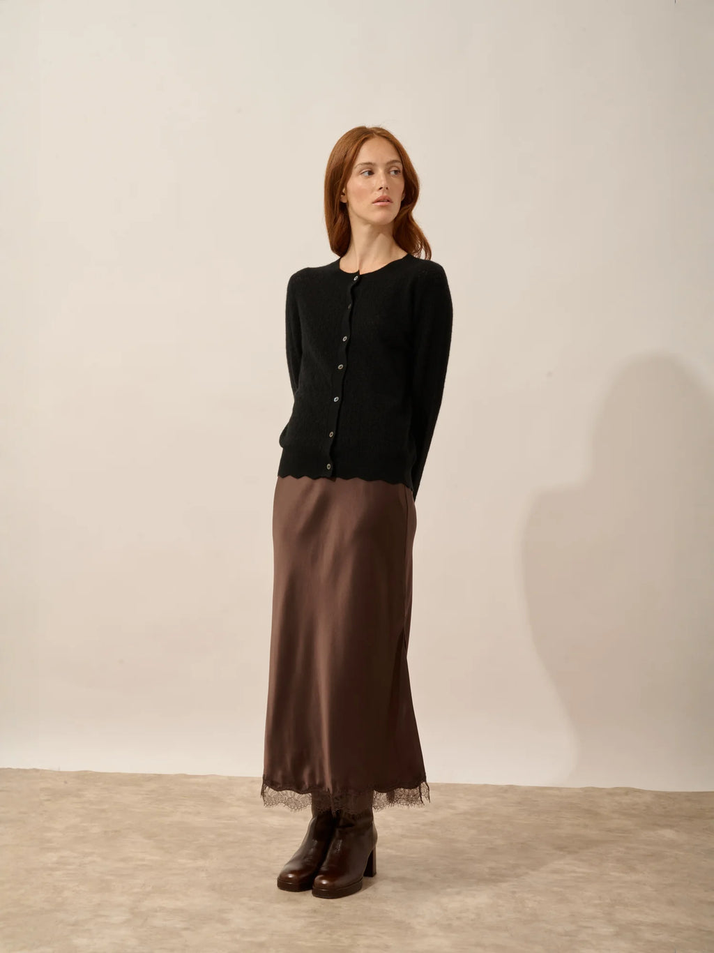 CIMBA strickjacke rundhalsausschnitt schwarz