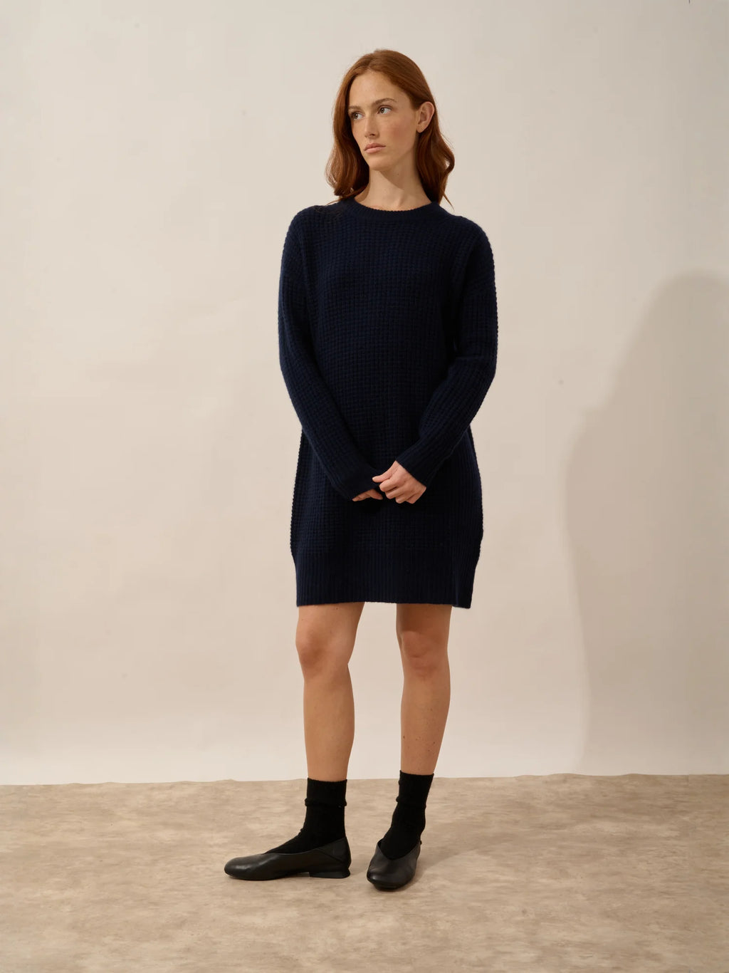 ELENA kleid rundhalsausschnitt 6-fädig marineblau
