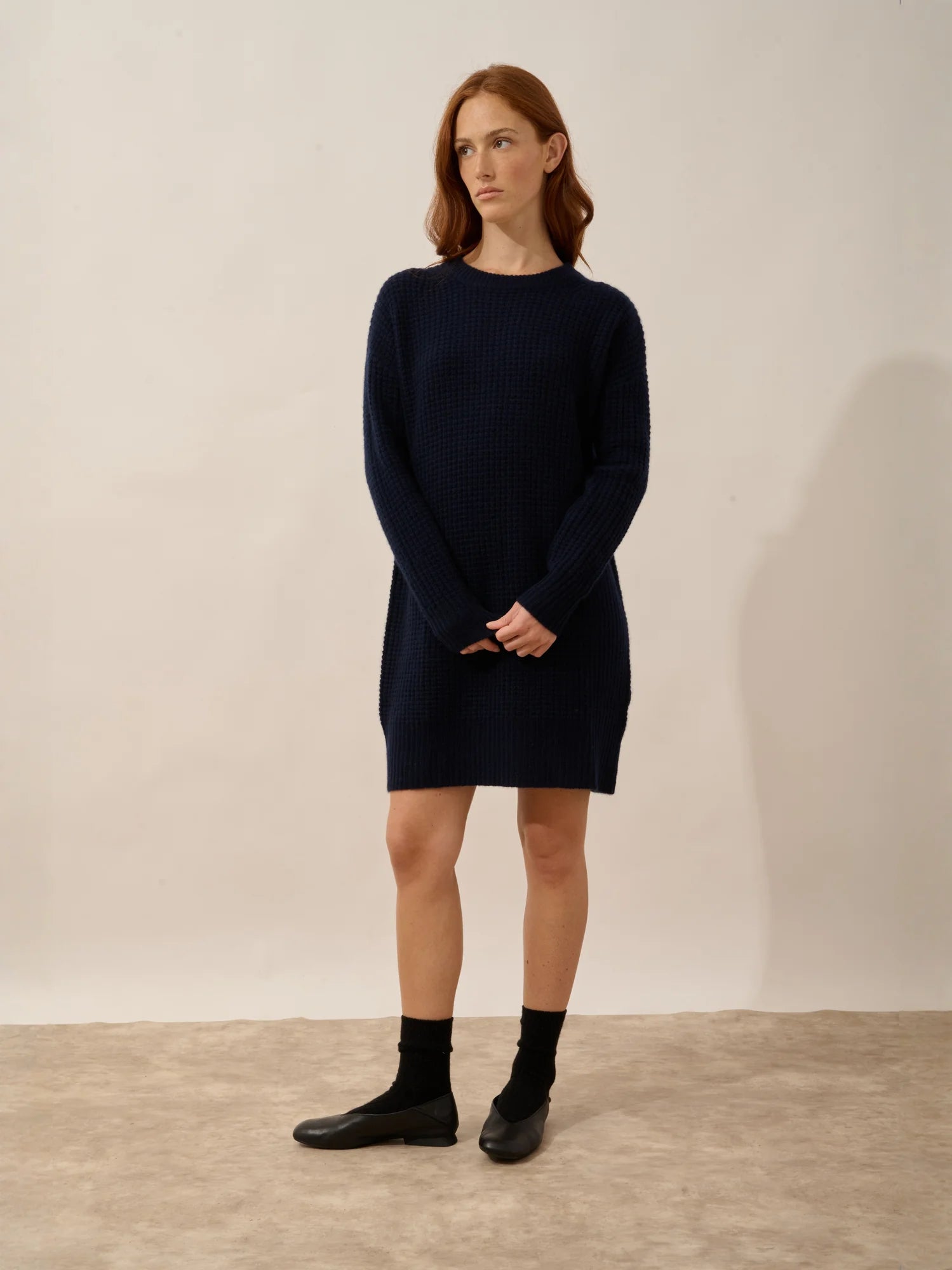 ELENA kleid rundhalsausschnitt 6-fädig marineblau