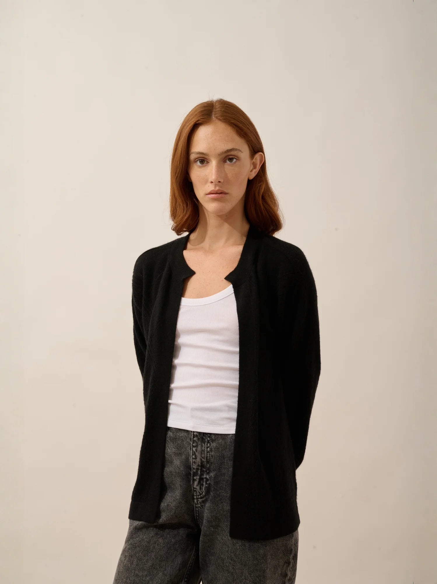 MYA gilet ouvert col rond noir