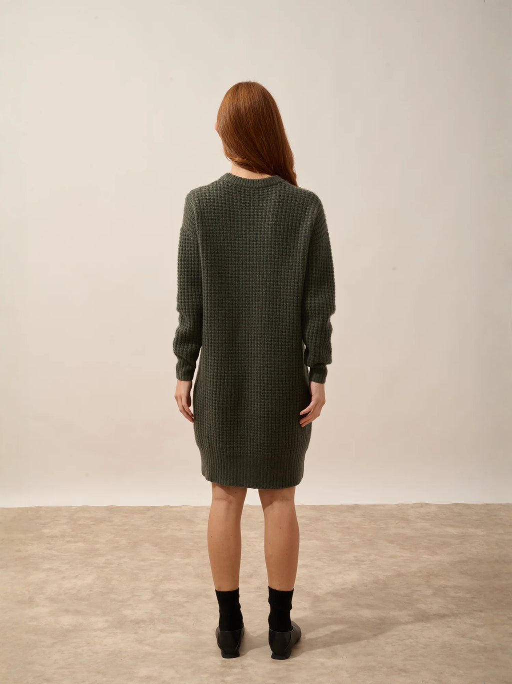 CHEWA kleid rundhalsausschnitt 8-fädig khaki meliert