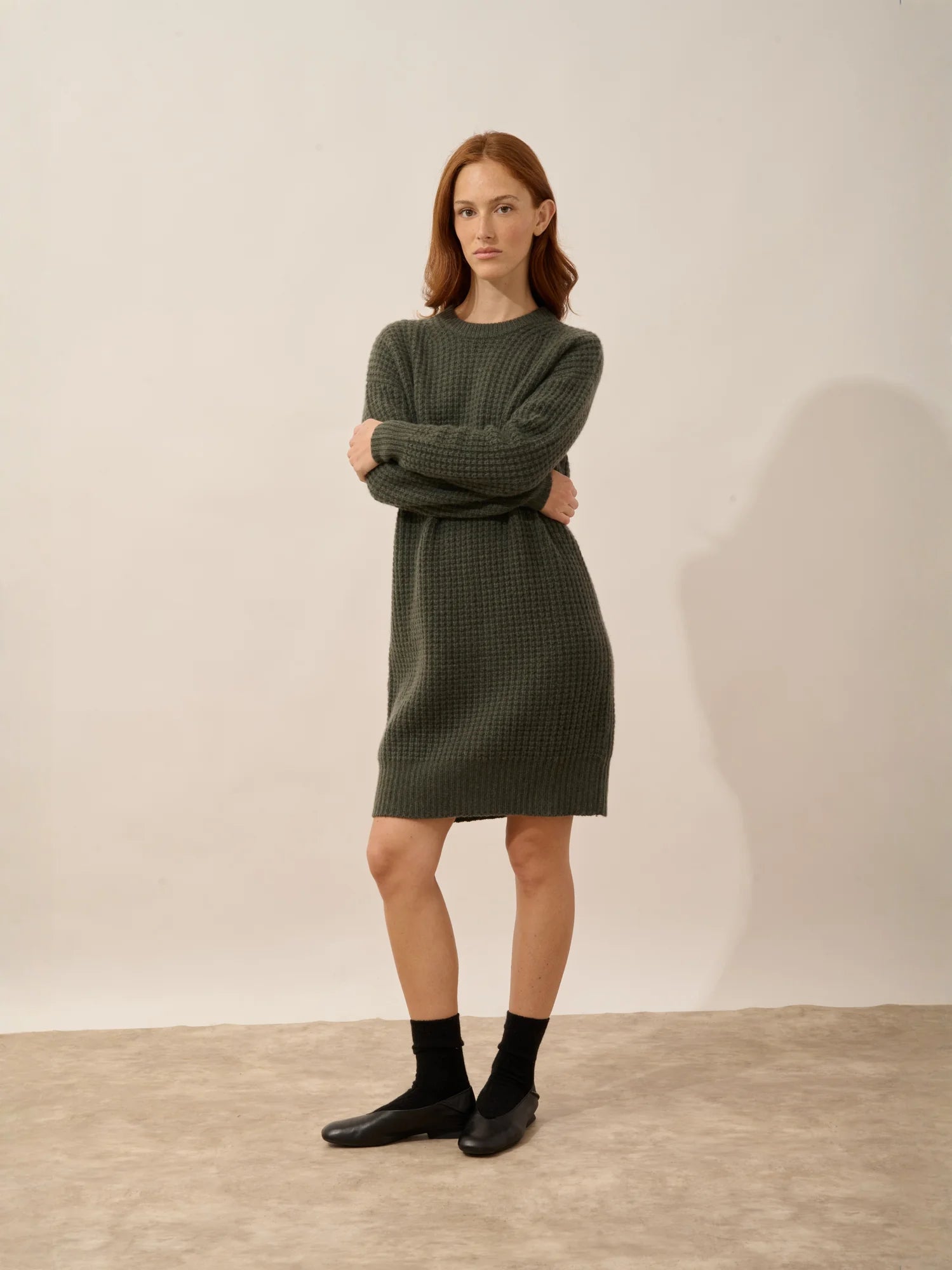 CHEWA kleid rundhalsausschnitt 8-fädig khaki meliert