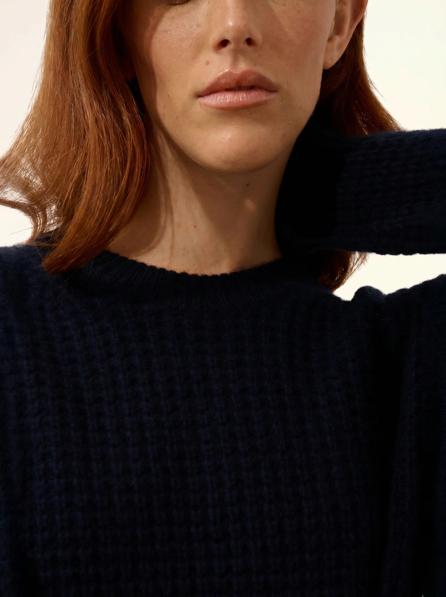 CHEWA kleid rundhalsausschnitt 8-fädig marineblau