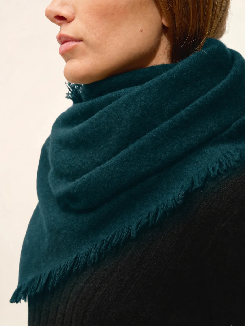 HUACHO écharpe carrée vert canard