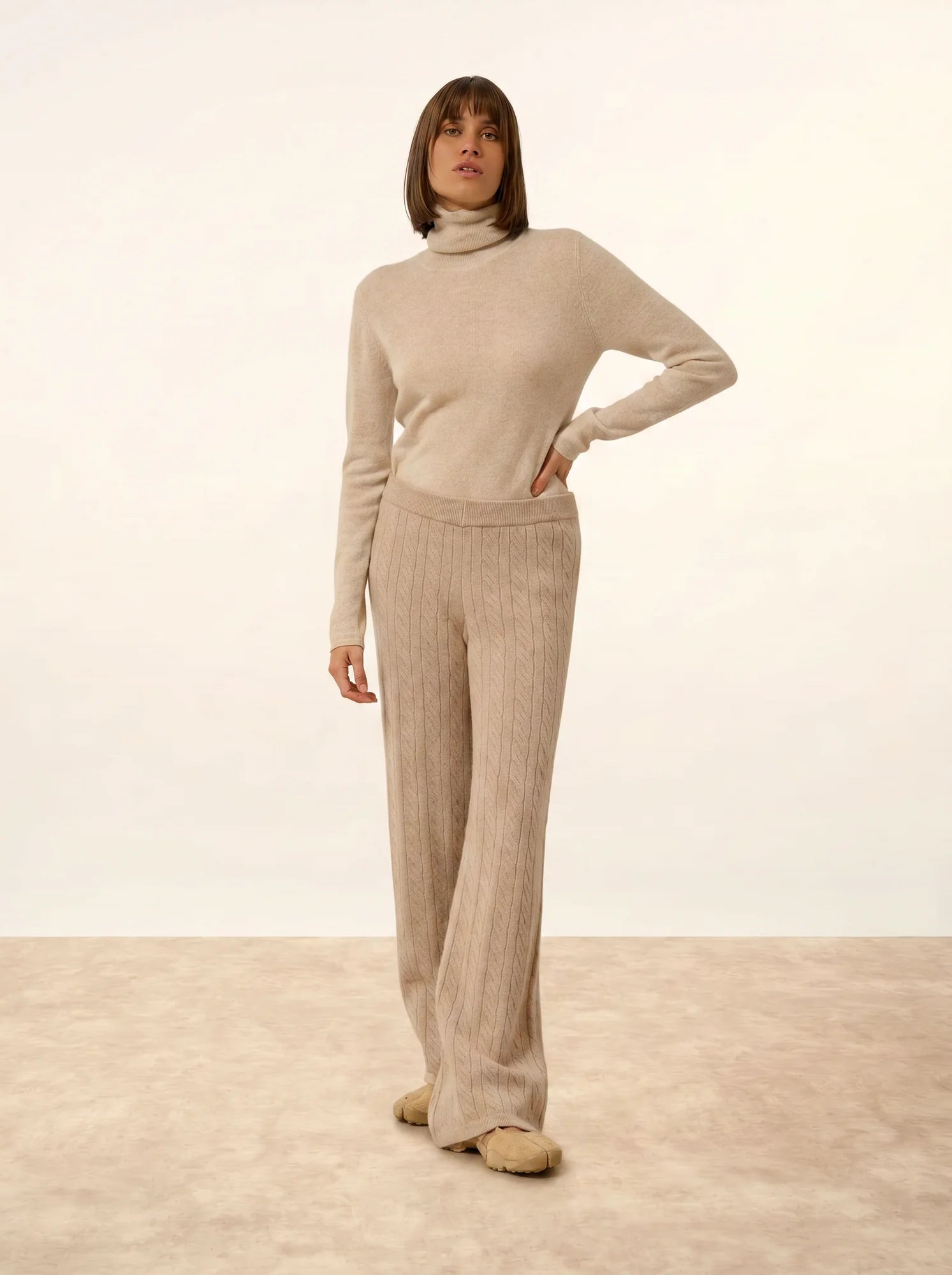 COLETTE hose weit 4-fädig camel hell meliert