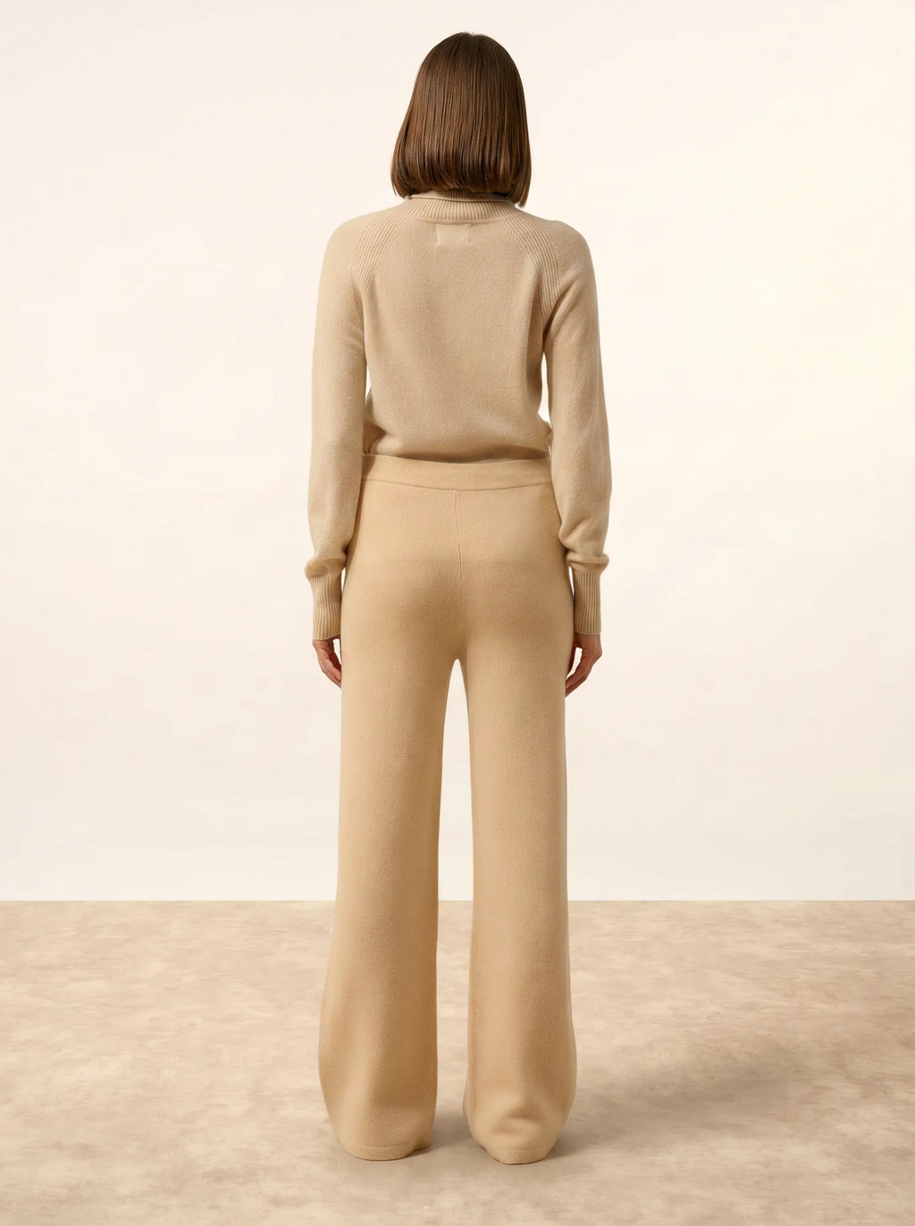 ODETTE hose weit 4-fädig beige