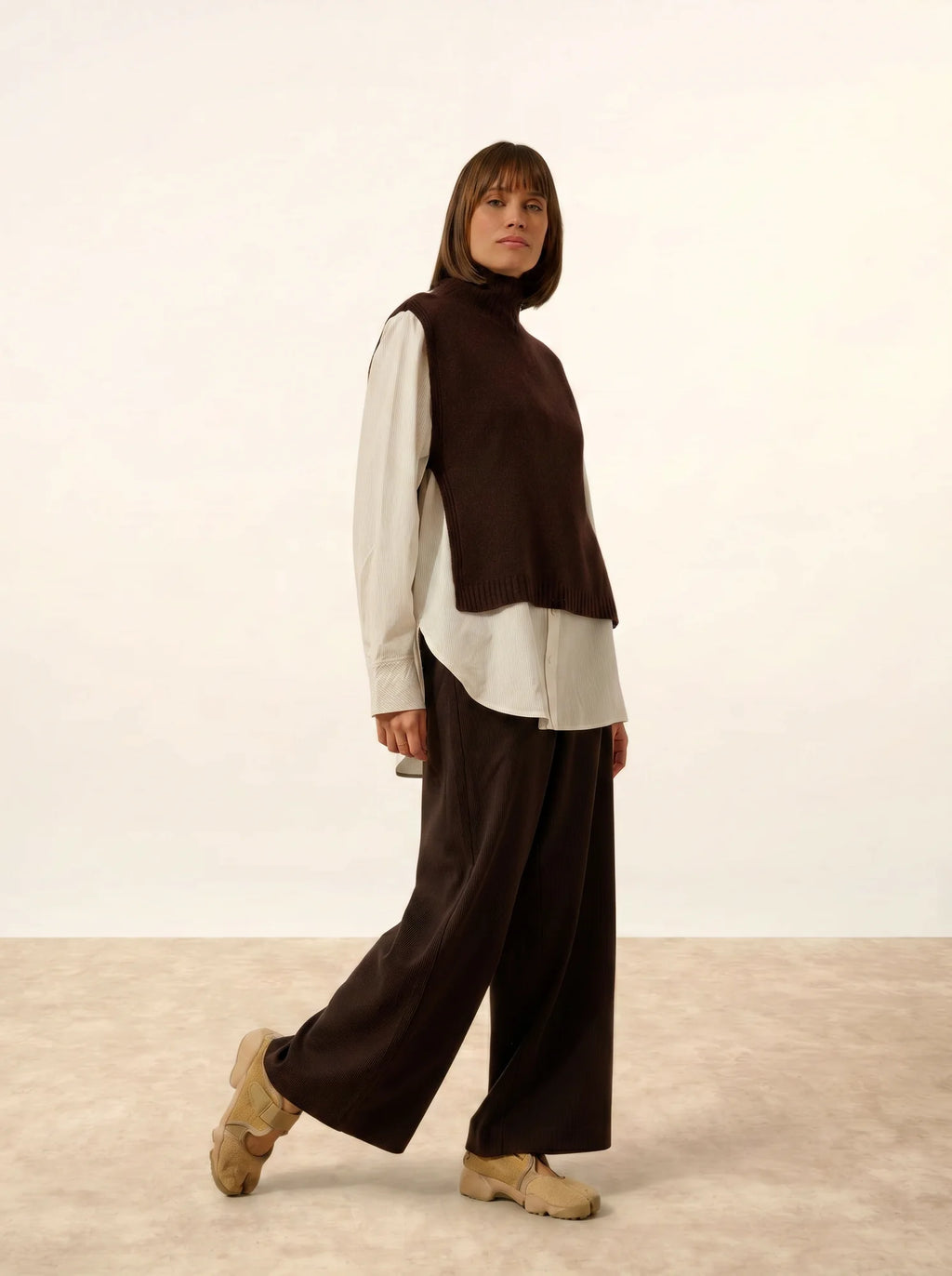 JOHANA poncho offen rollkragen 4-fädig choco