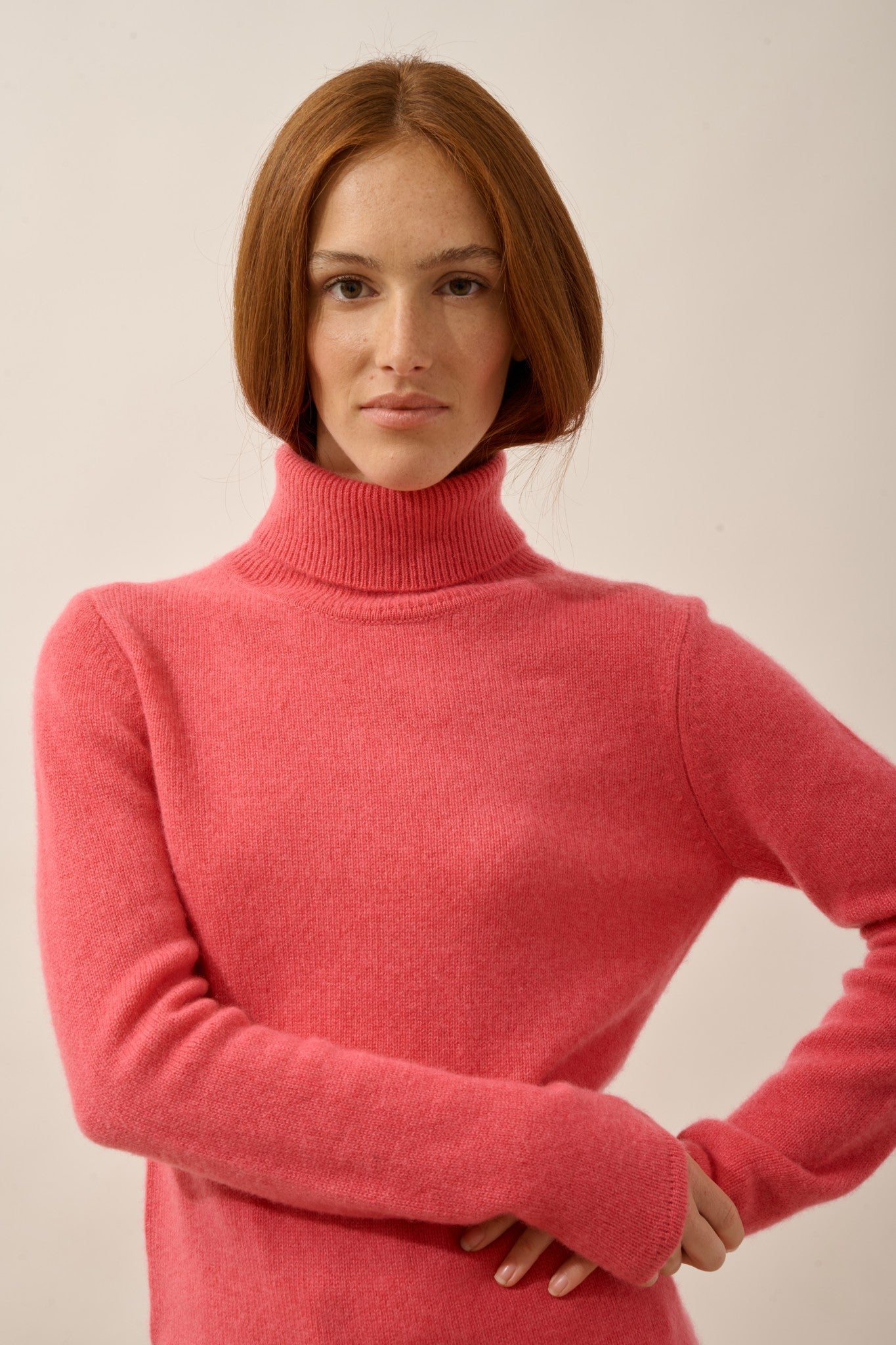 june pull col roulé 4 fils fraise