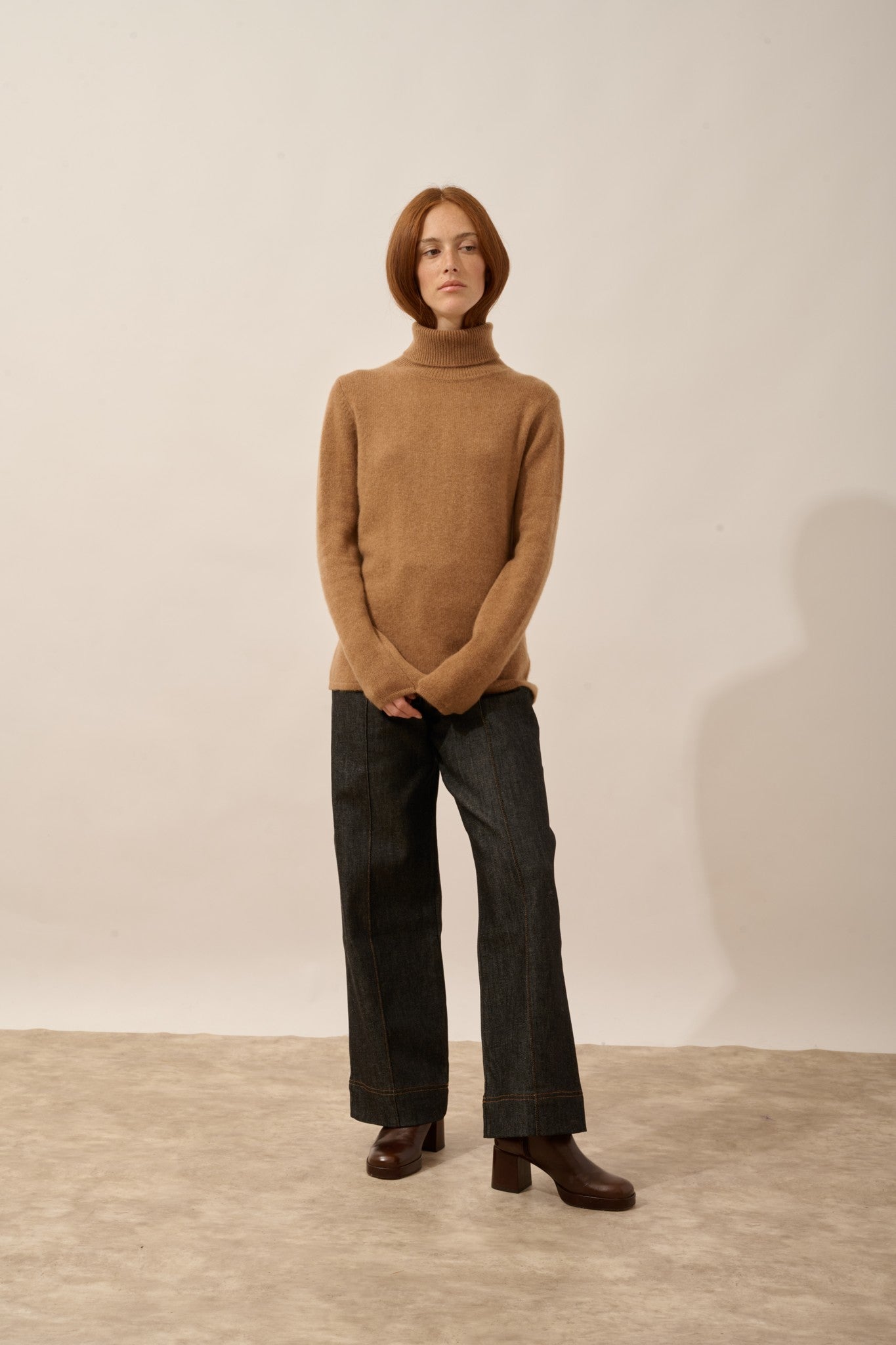 june pull col roulé 4 fils noisette