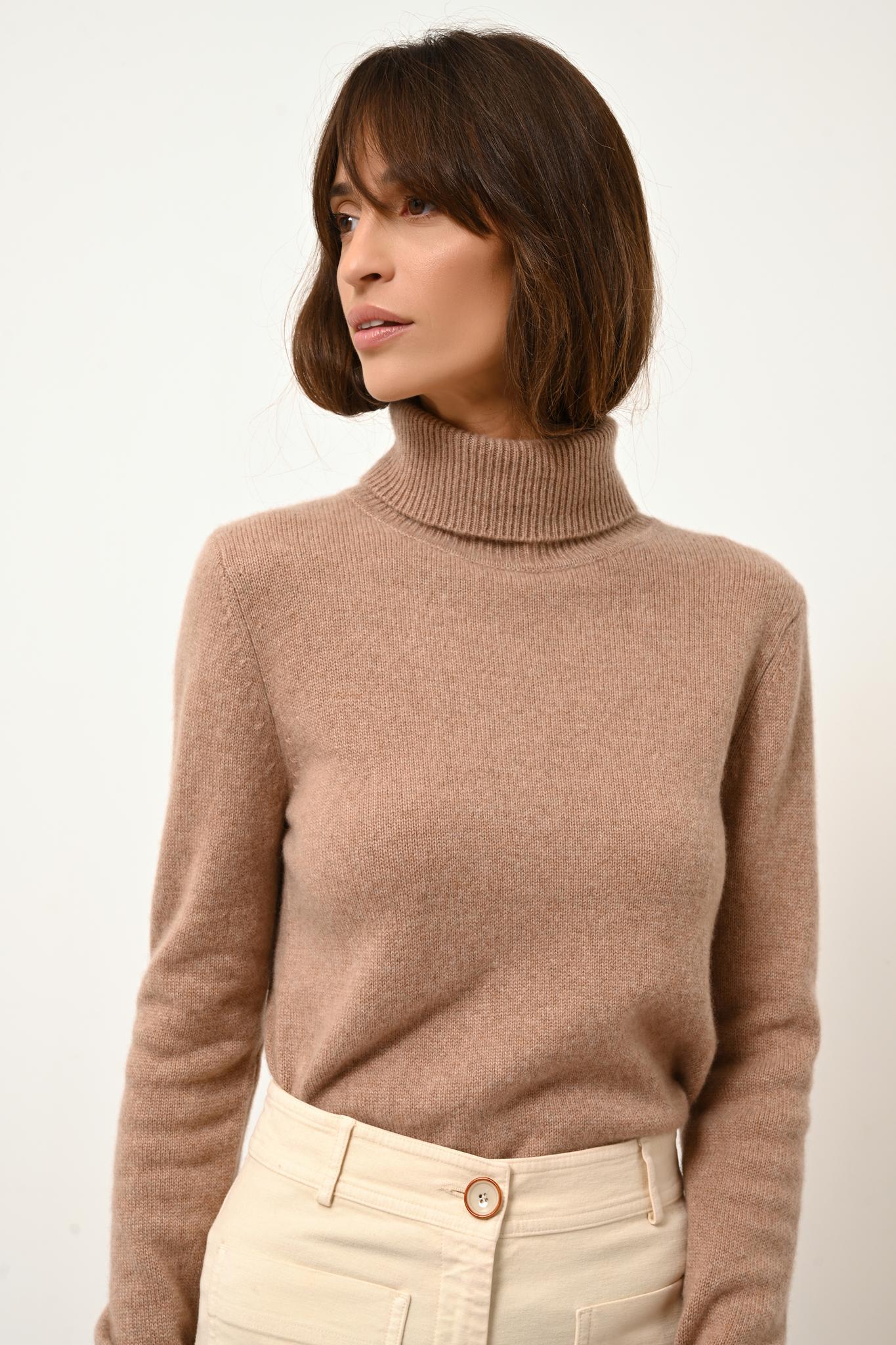 JUNE pull col roulé camel chiné