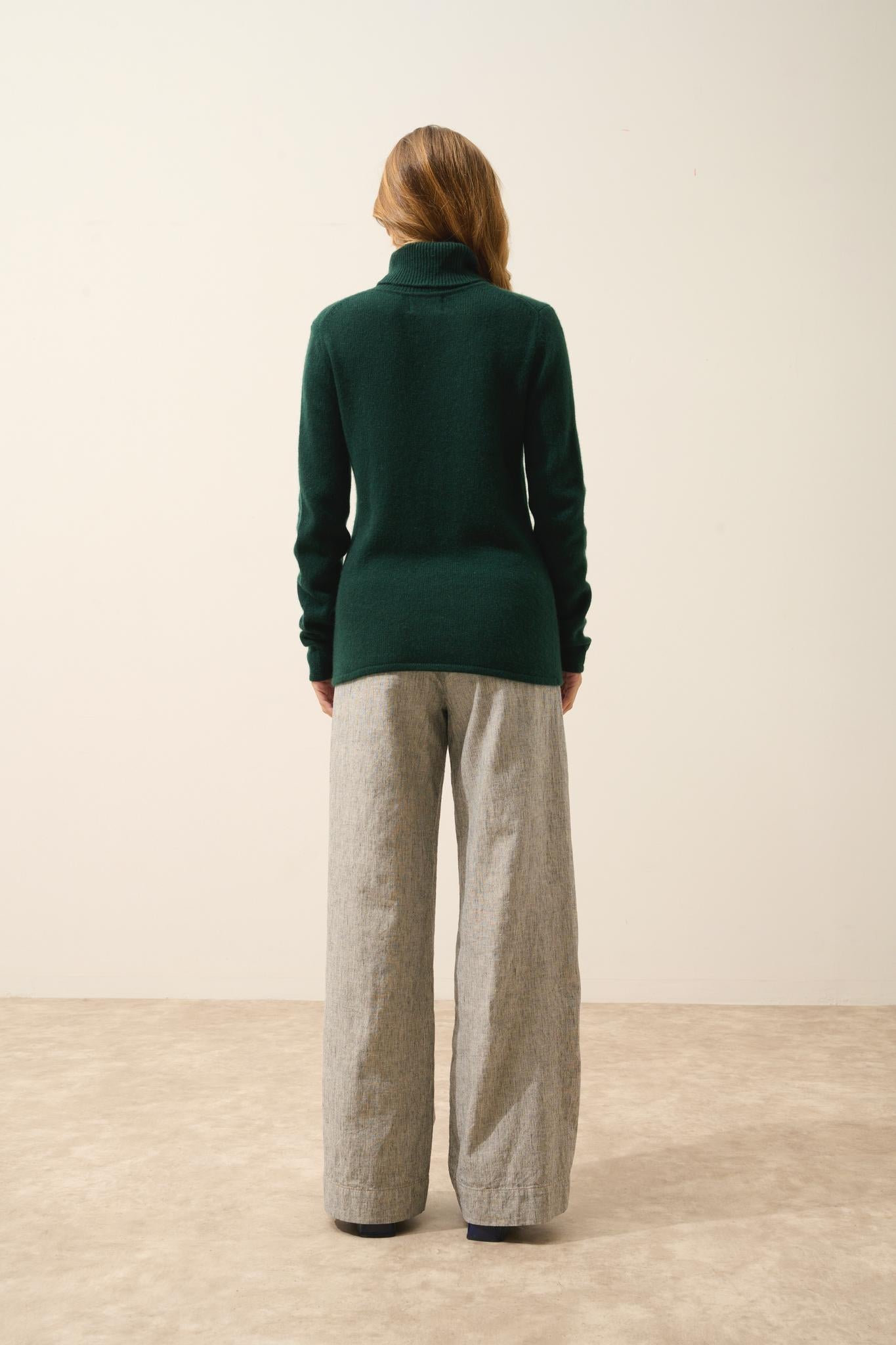 JUNE pull col roulé cyprès