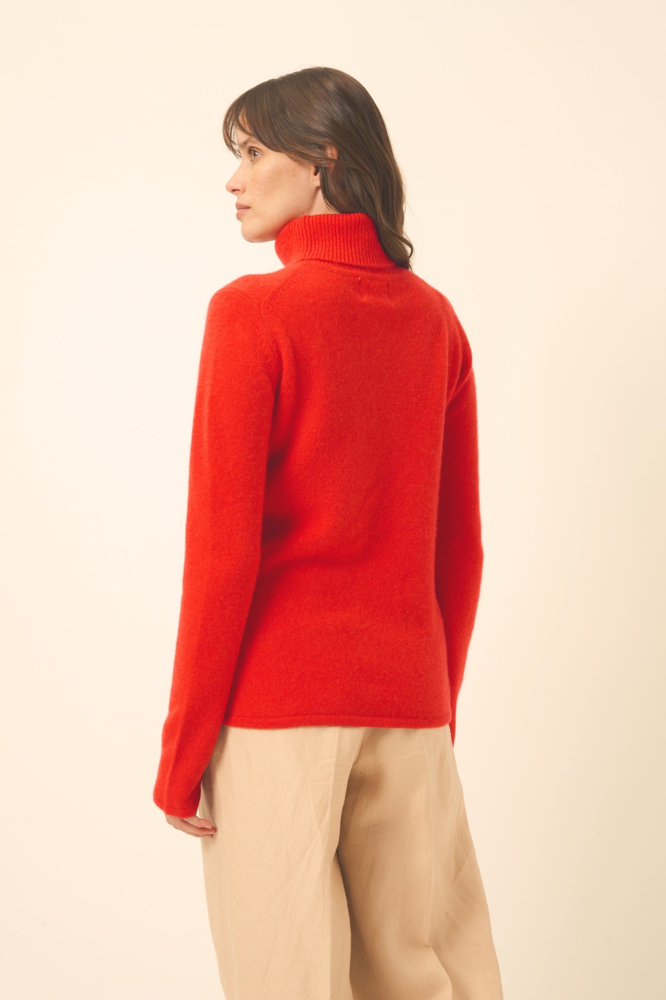 JUNE pull col roulé tomate