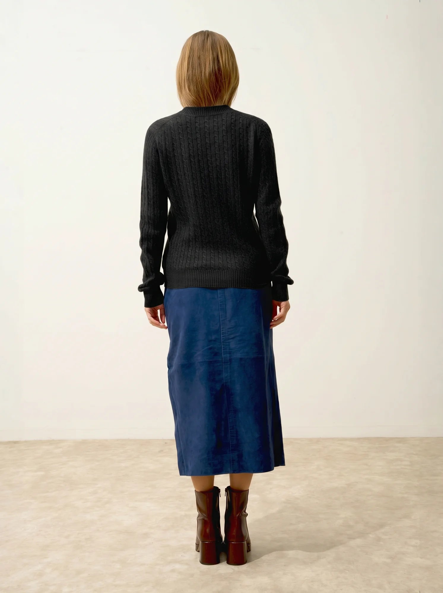 JADE Pull Col Rond Noir