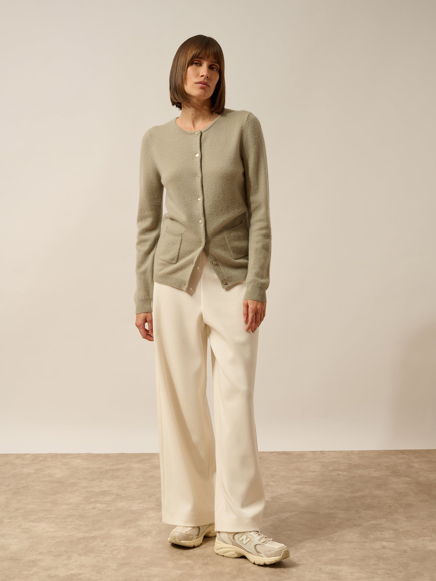 KATHARINE cardigan col rond olive