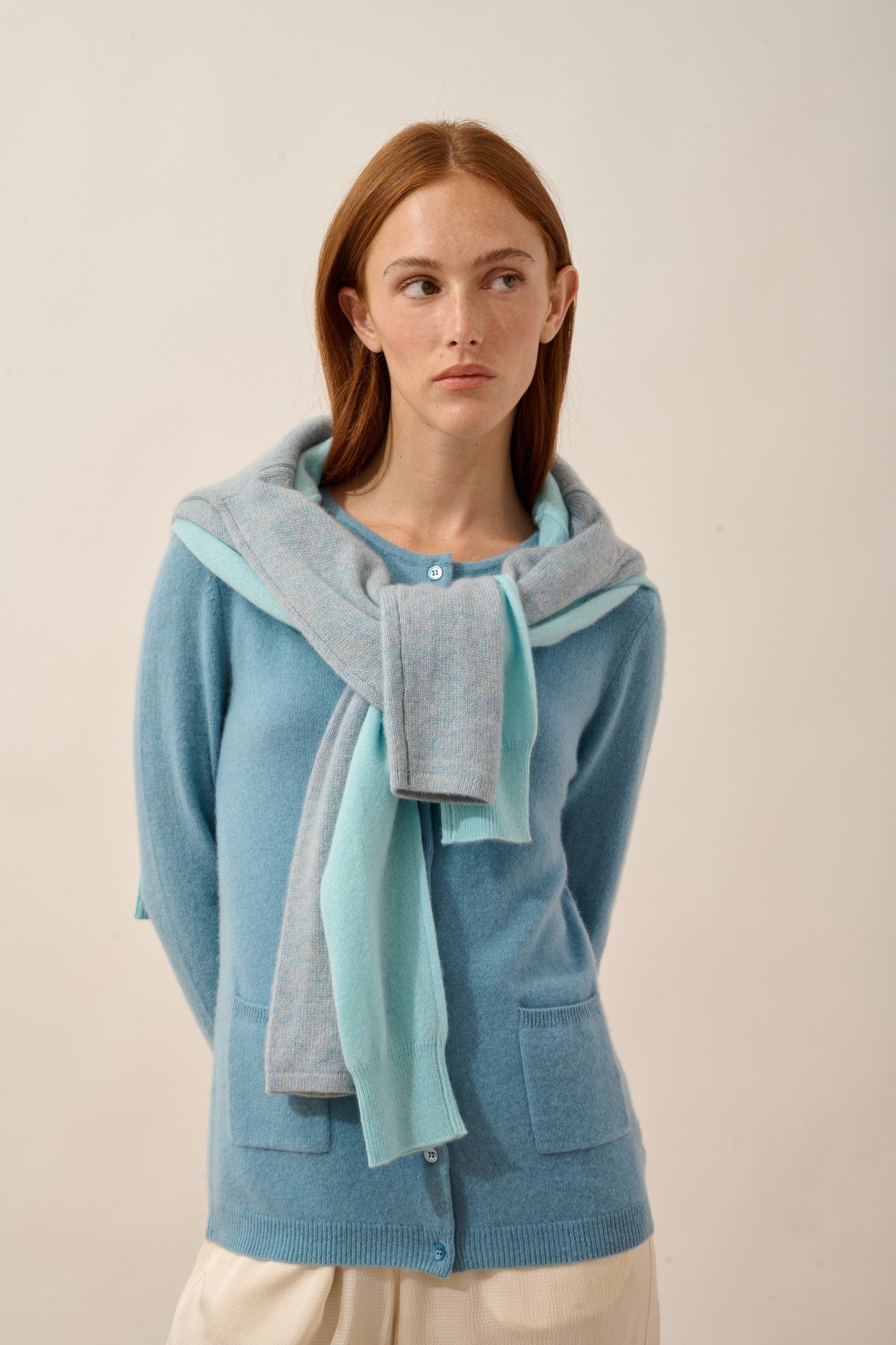 katharine cardigan col rond petrole clair 100% cachemire