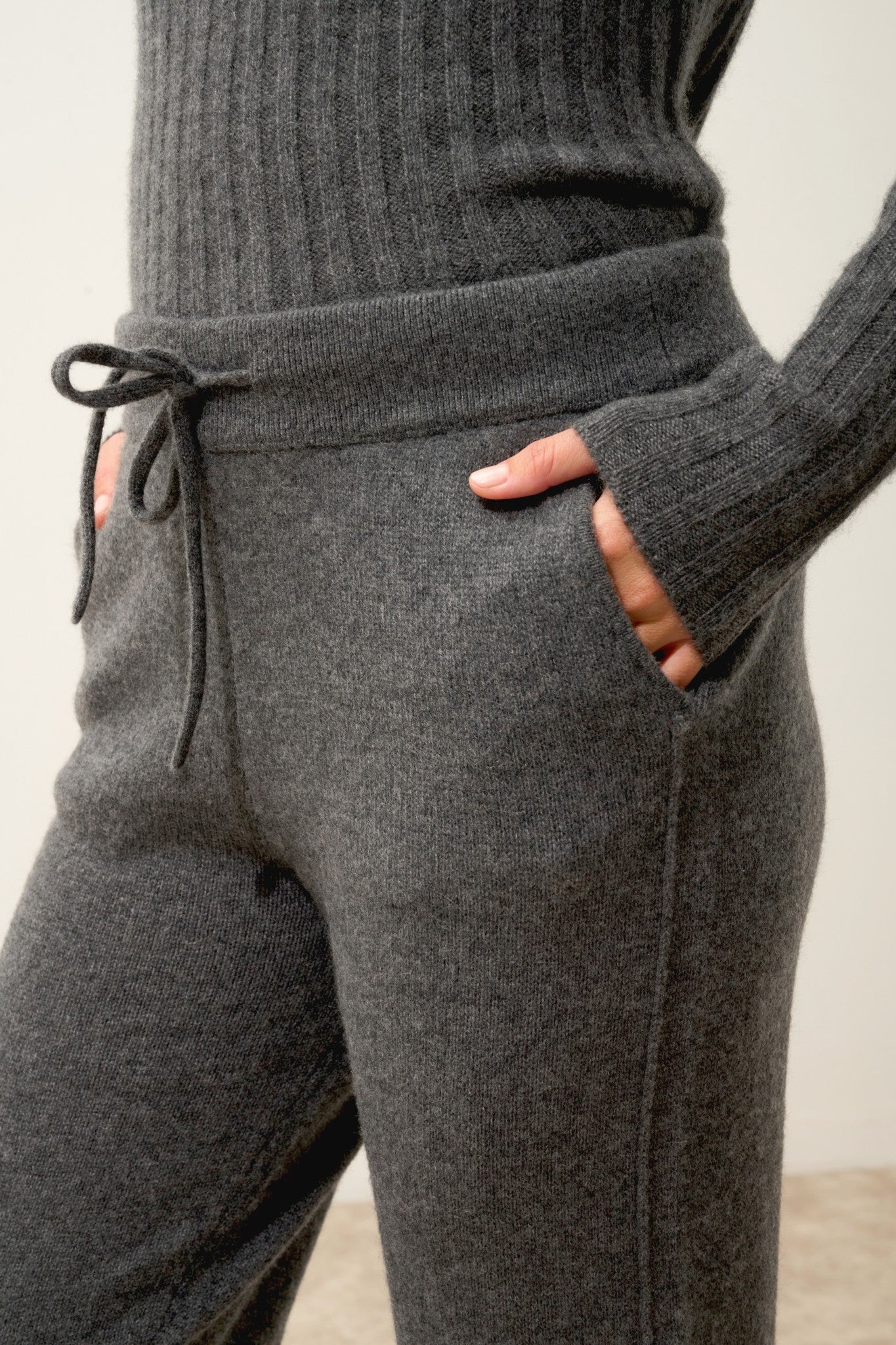 kirauna jogging 4 fils anthracite chiné 100% cachemire