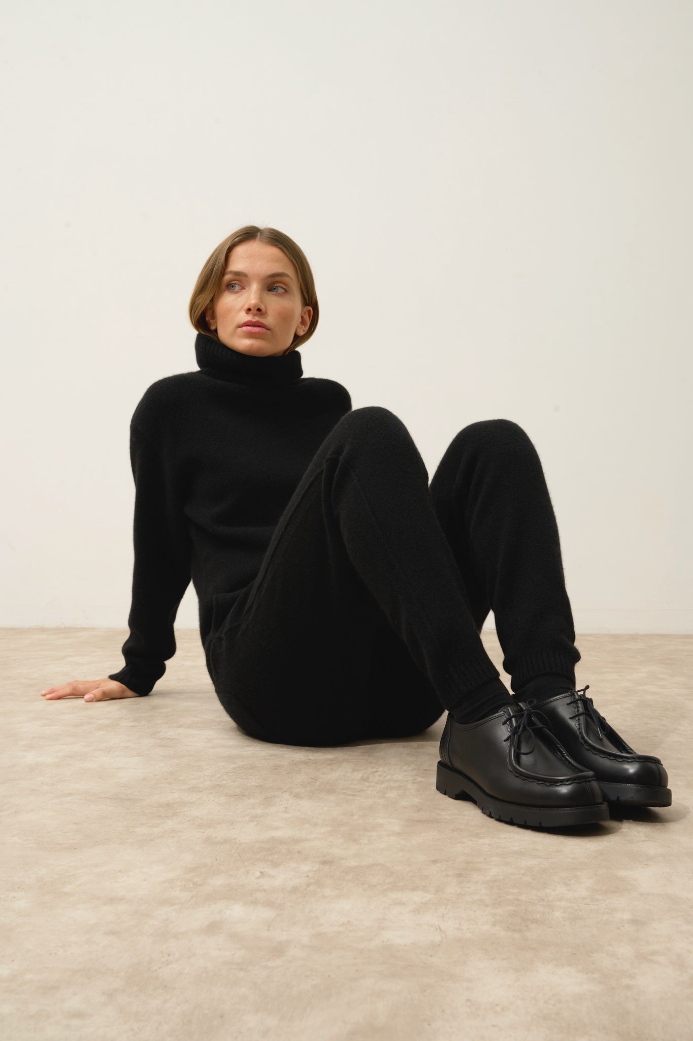 KIRAUNA jogging 4 fils noir