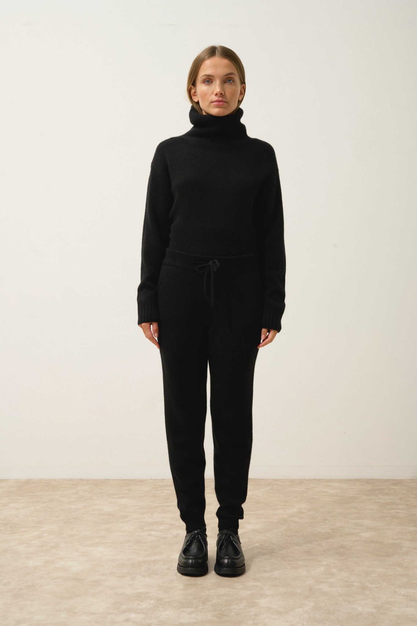 kirauna jogging 4 fils noir 100% cachemire