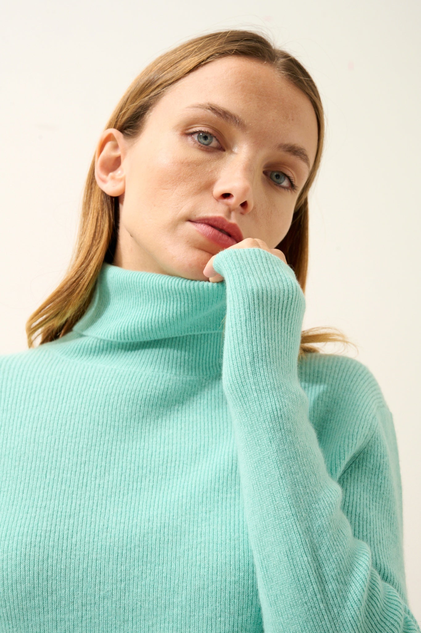 LANAIS turtleneck sweater jade