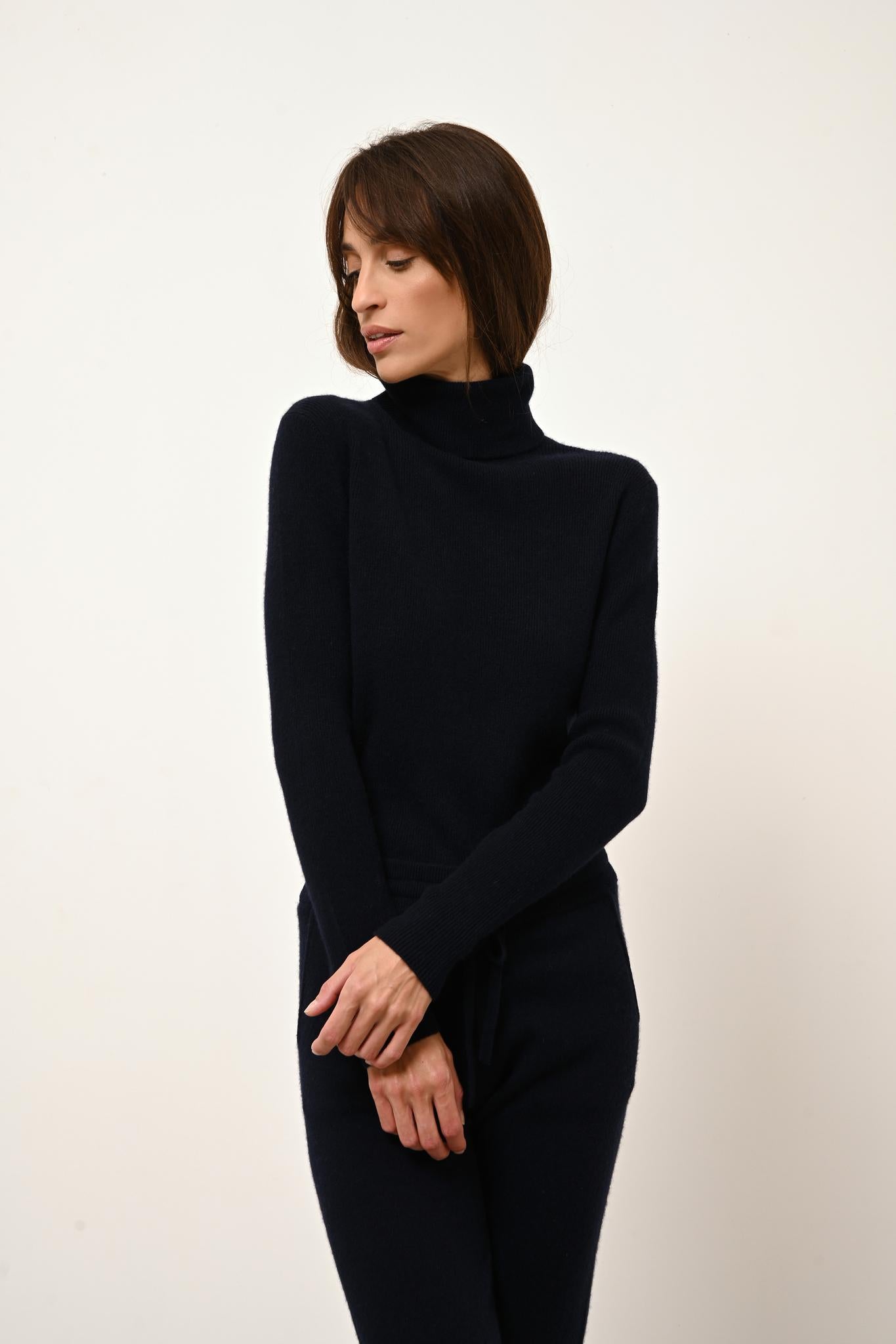 LANAIS pull col roulé navy