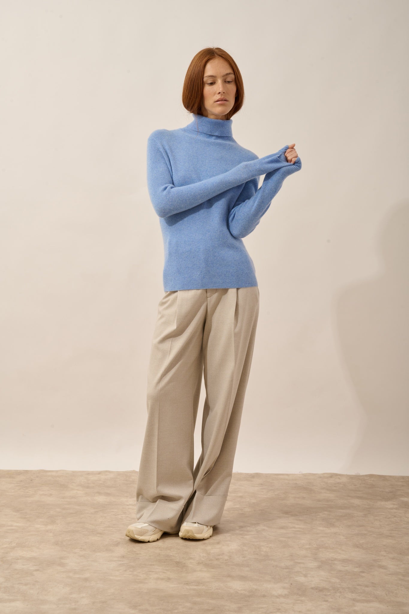 LANAIS pull col roulé sky