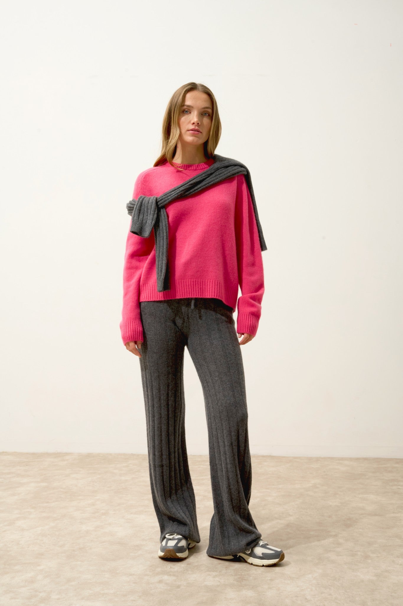 lavinia pull col rond 4 fils fraise 100% cachemire