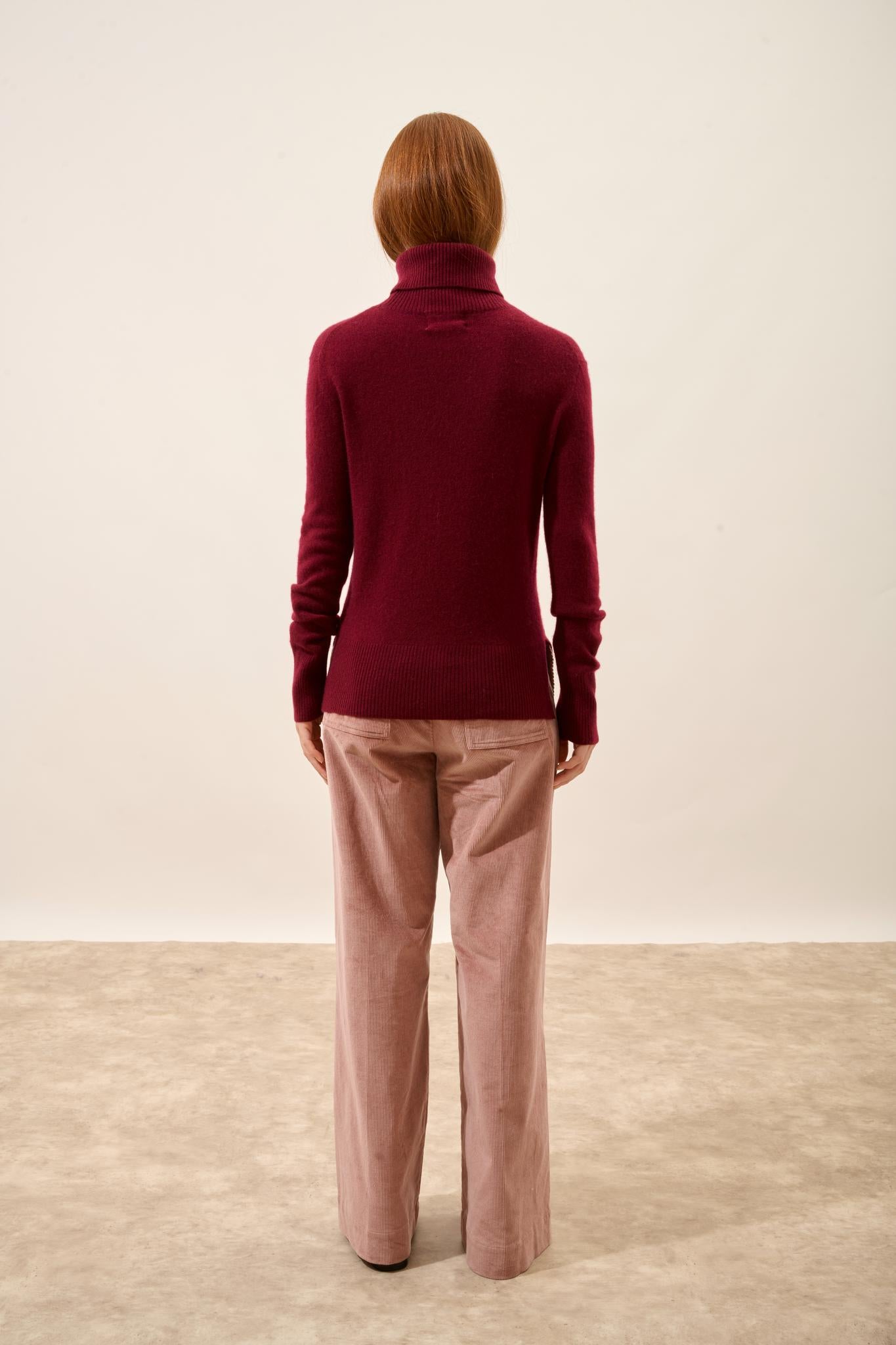 LEXIE pull col roulé bordeaux