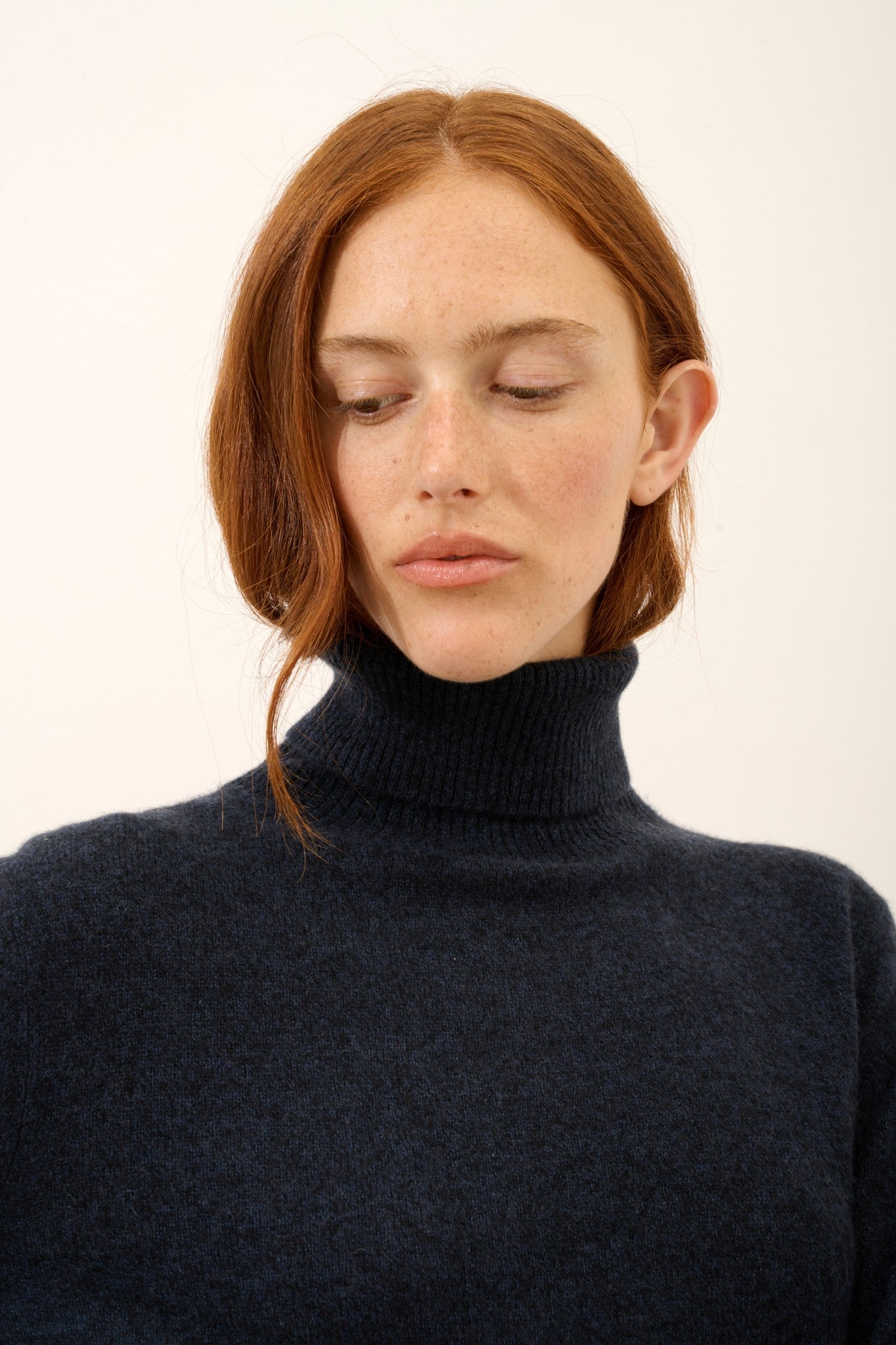 lexie pull col roulé caviar 100% cachemire