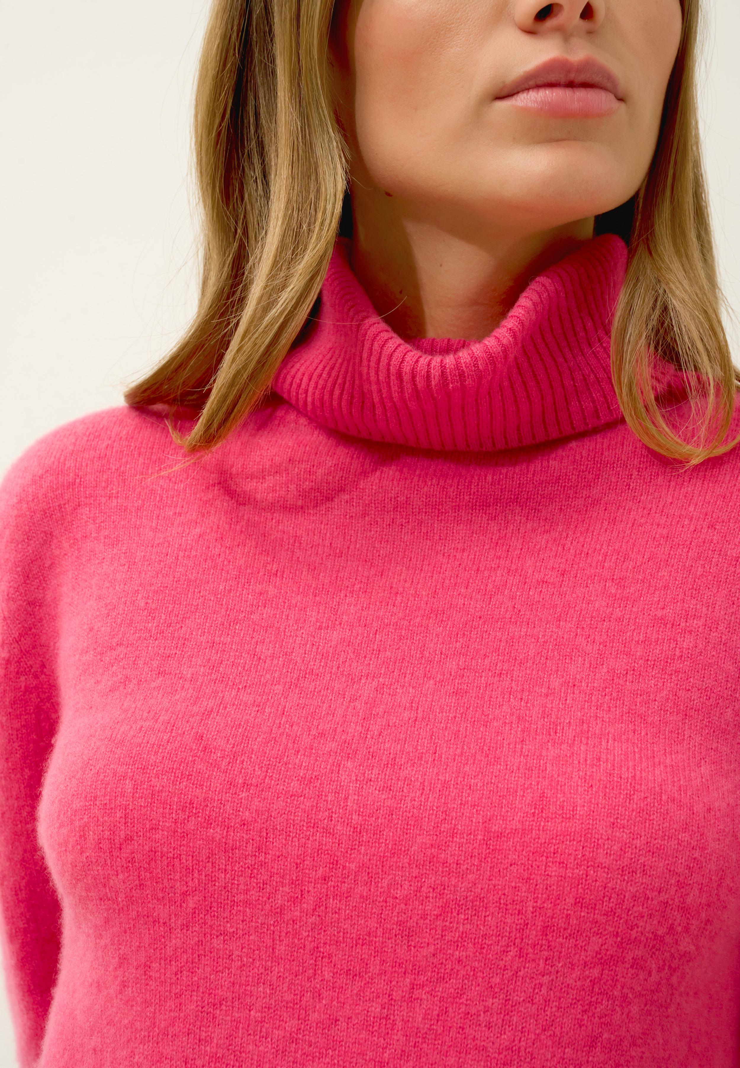 LEXIE pull col roulé fraise