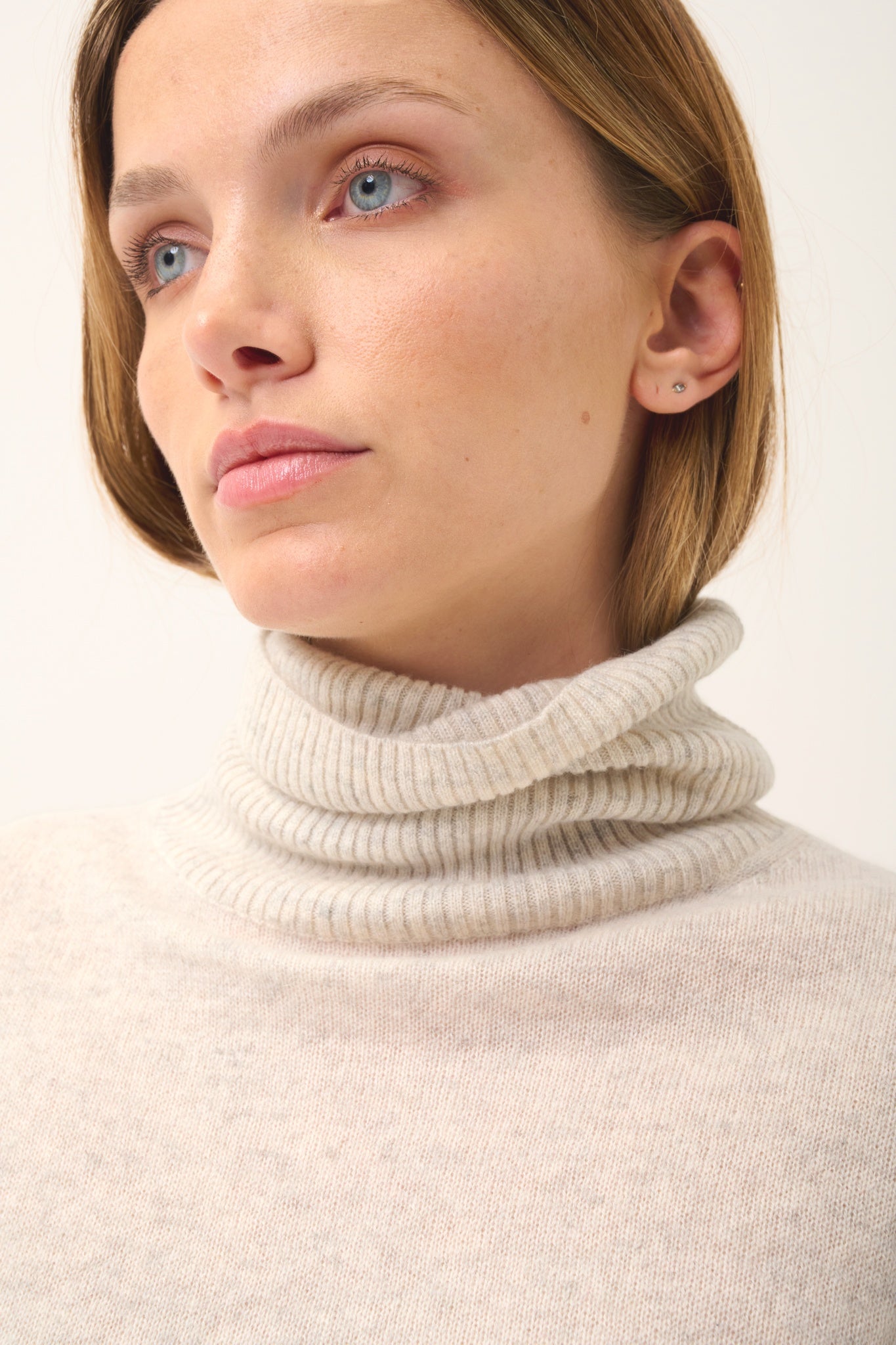 LEXIE pull col roulé gris perle chiné