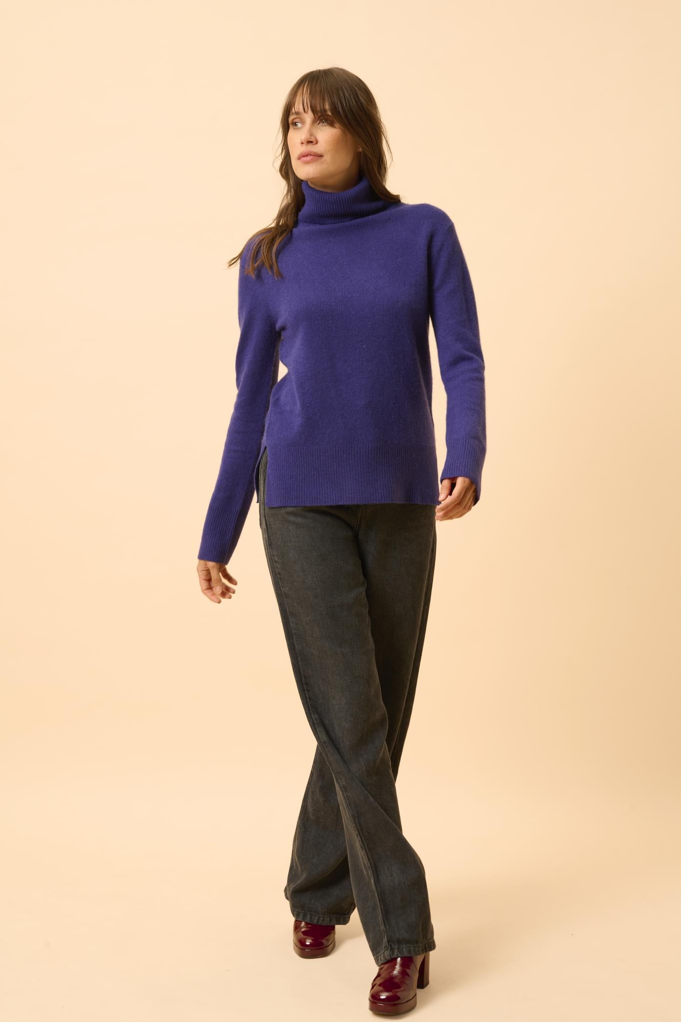 LEXIE pull col roulé purple