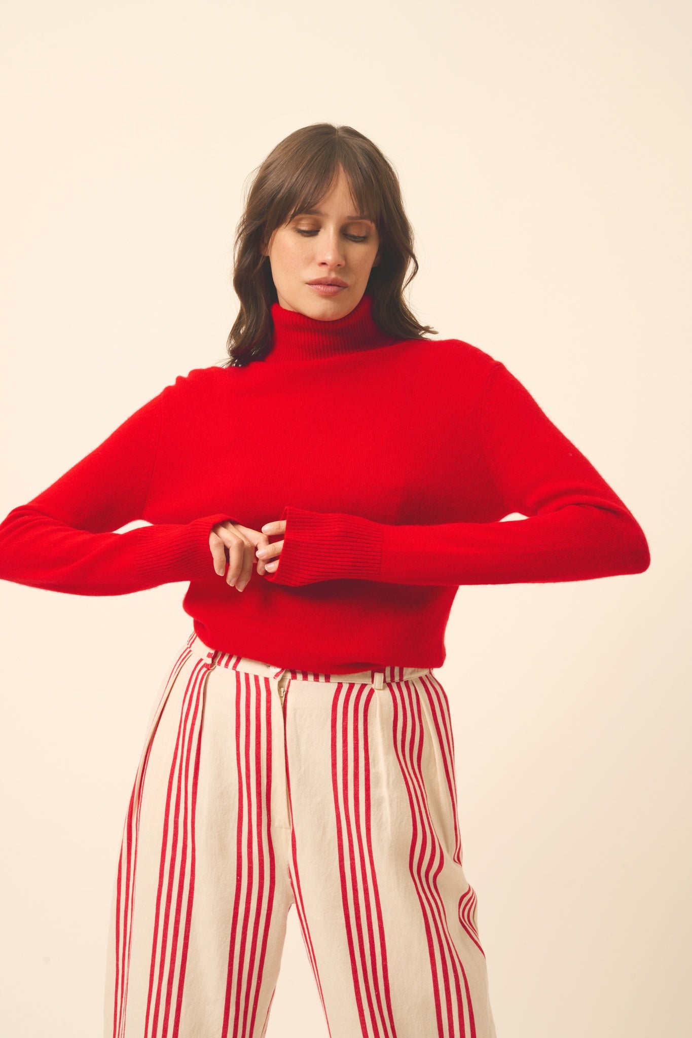 LEXIE pull col roulé rouge