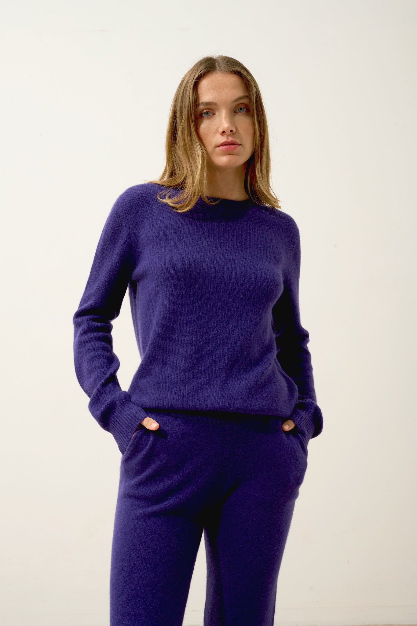 LEXINI pull col rond purple