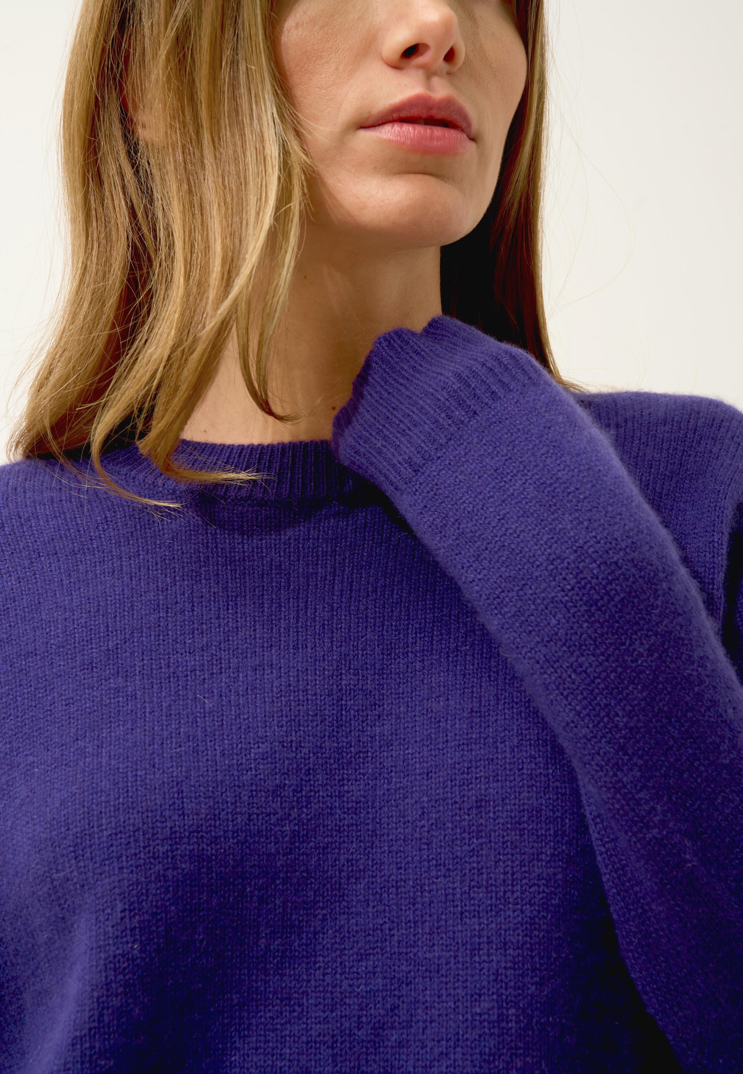 LEXINI pull col rond purple